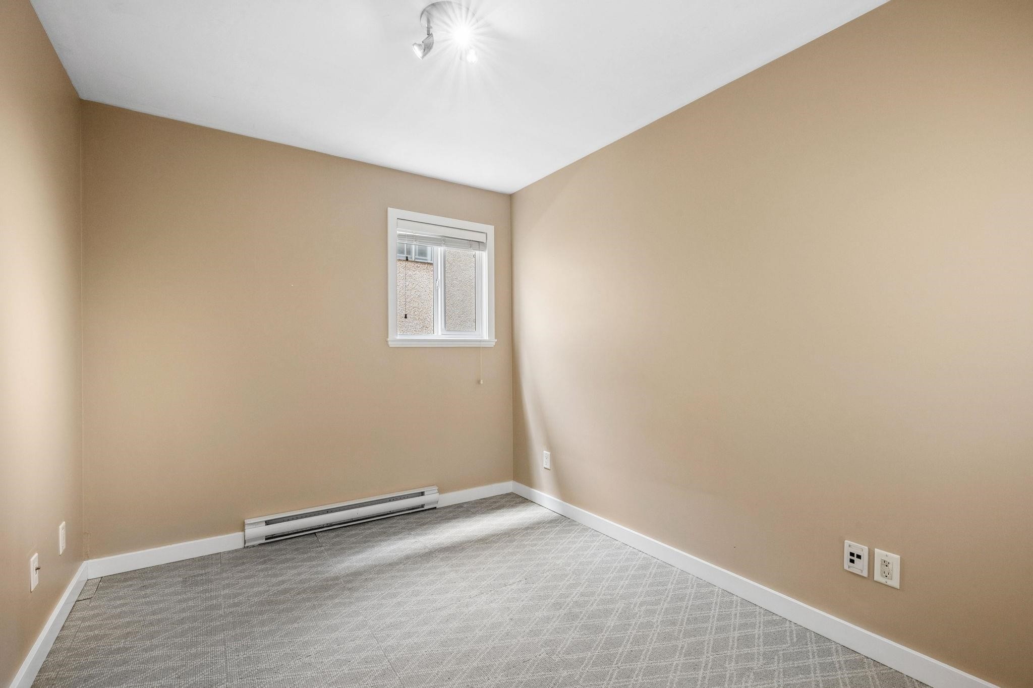 2050 13Th Avenue E, Vancouver, BC