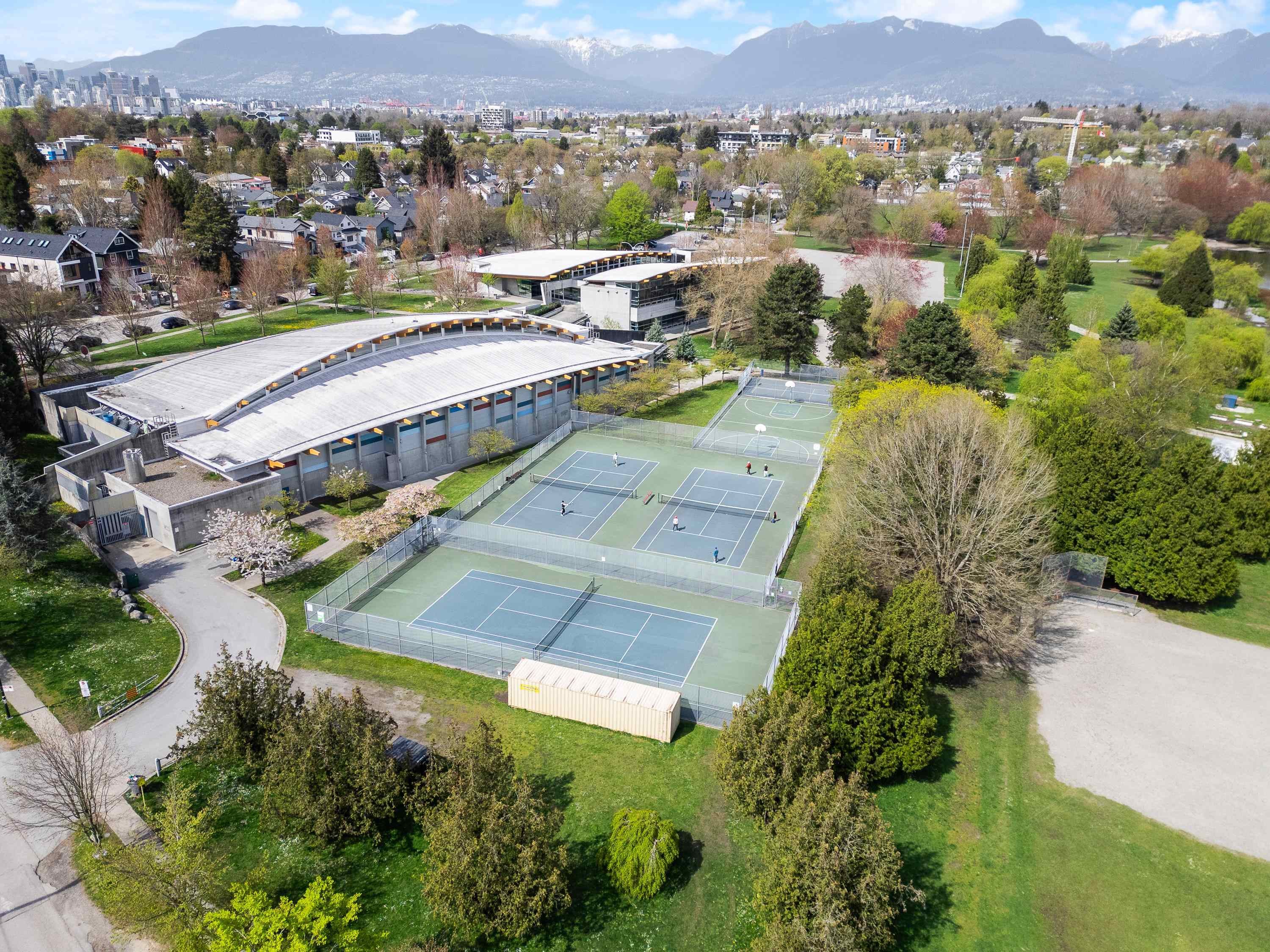 2050 13Th Avenue E, Vancouver, BC