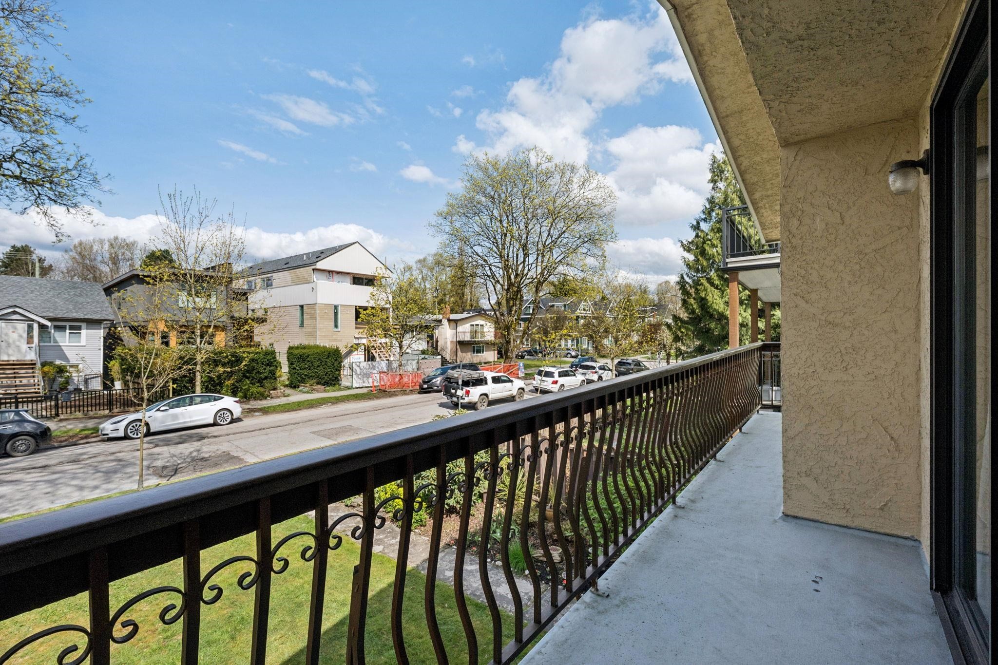 2050 13Th Avenue E, Vancouver, BC