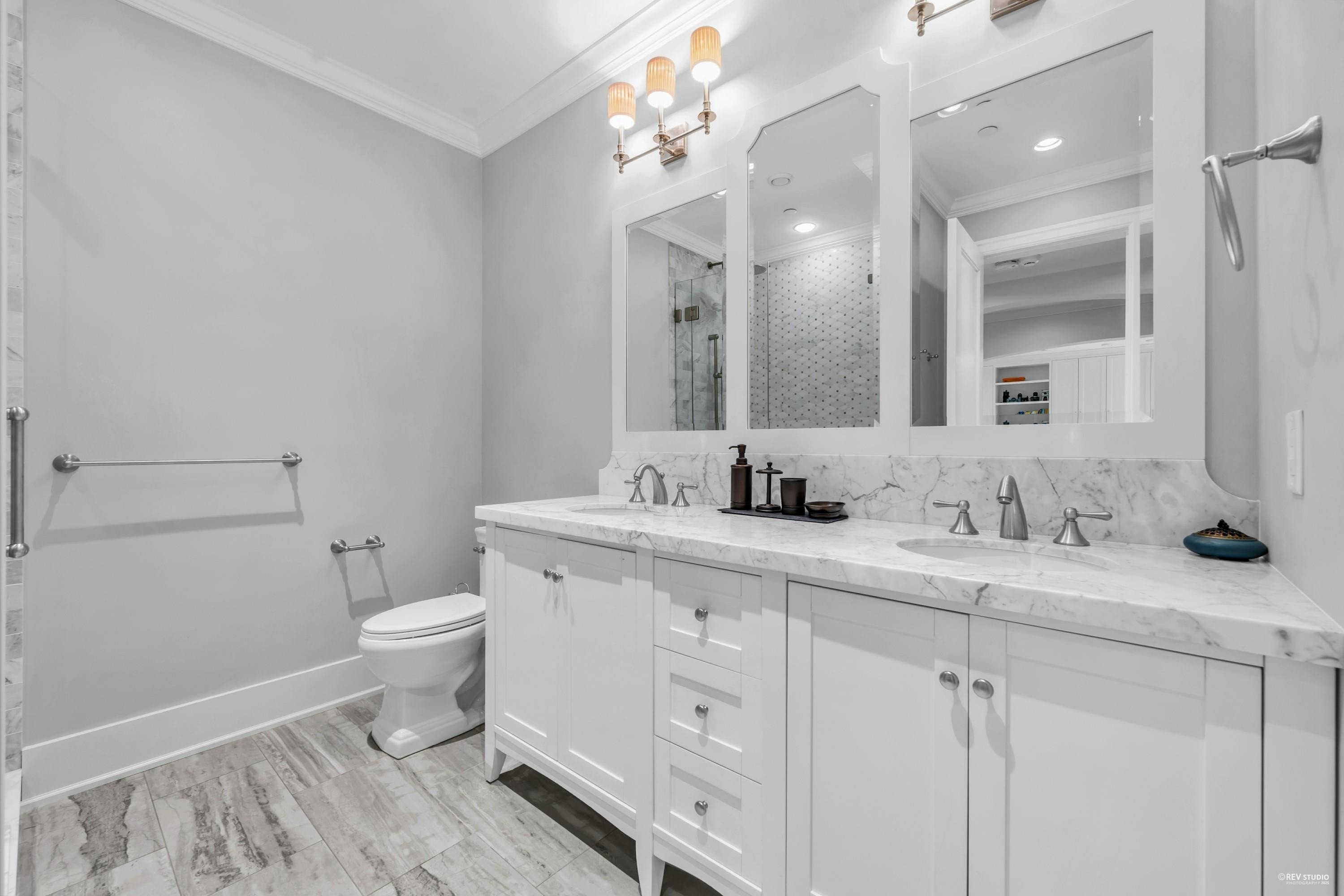 5530 Mcmaster Road, Vancouver, BC