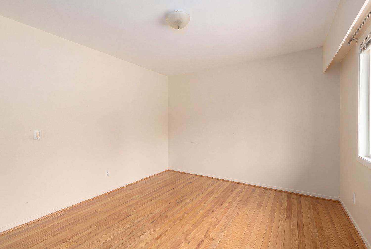 164 Carisbrooke Road E, North Vancouver, BC
