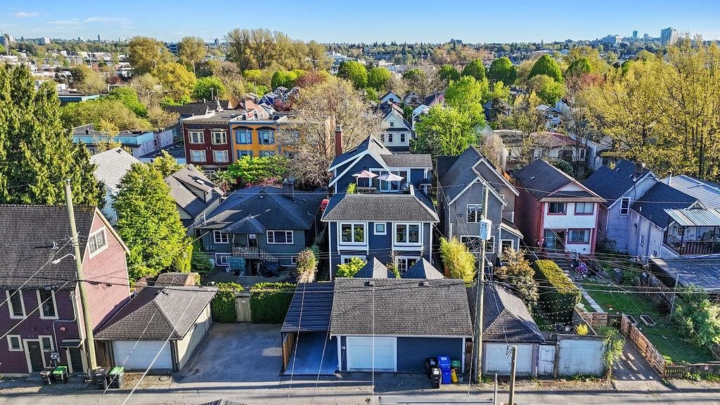 867 Georgia Street E, Vancouver, BC