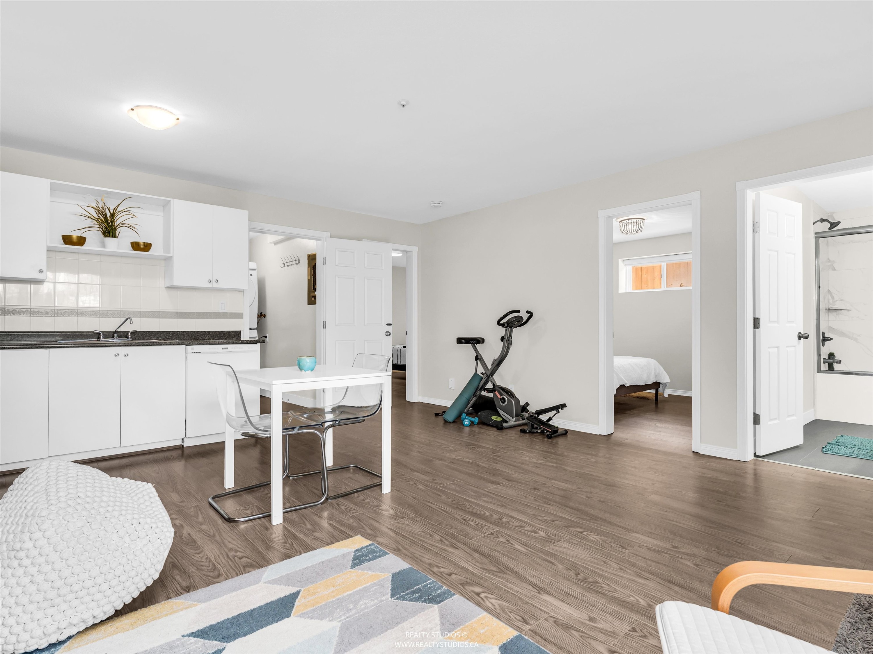 627 30Th Avenue E, Vancouver, BC