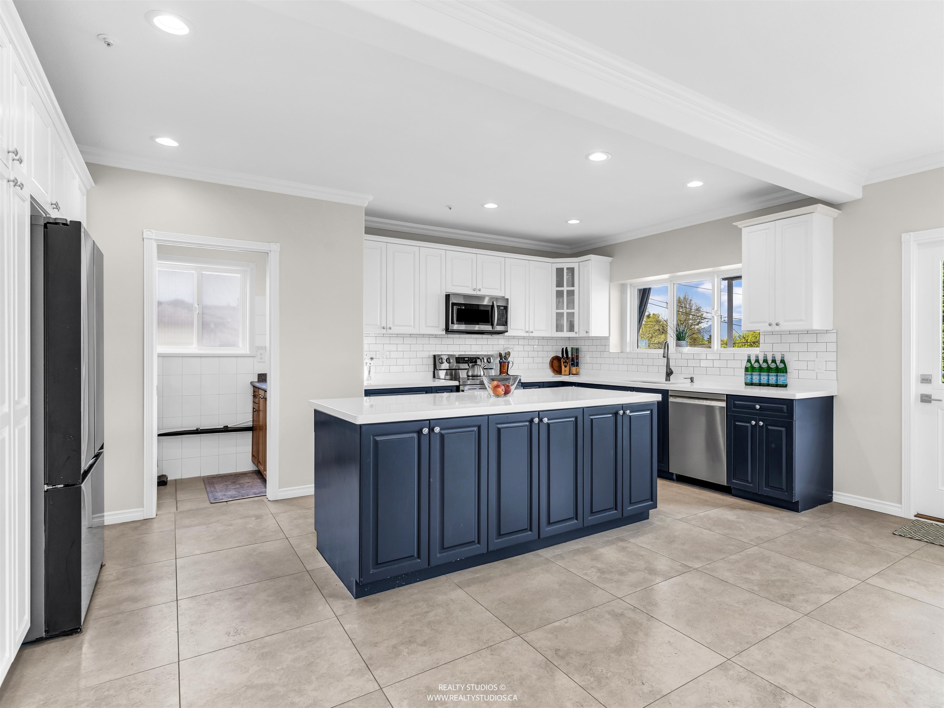627 30Th Avenue E, Vancouver, BC