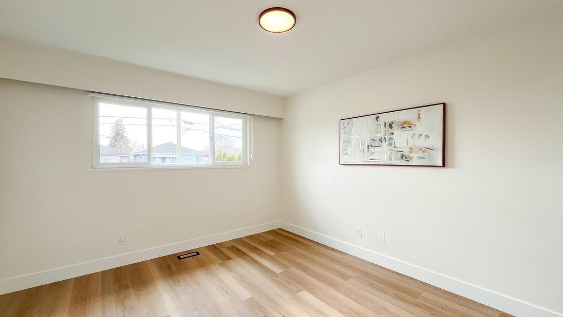 320 57Th Avenue E, Vancouver, BC