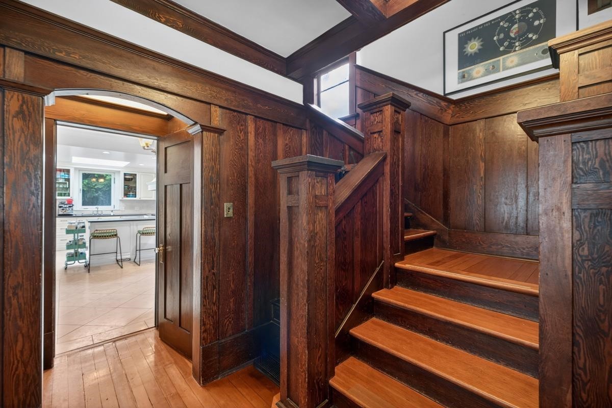 4195 15Th Avenue W, Vancouver, BC