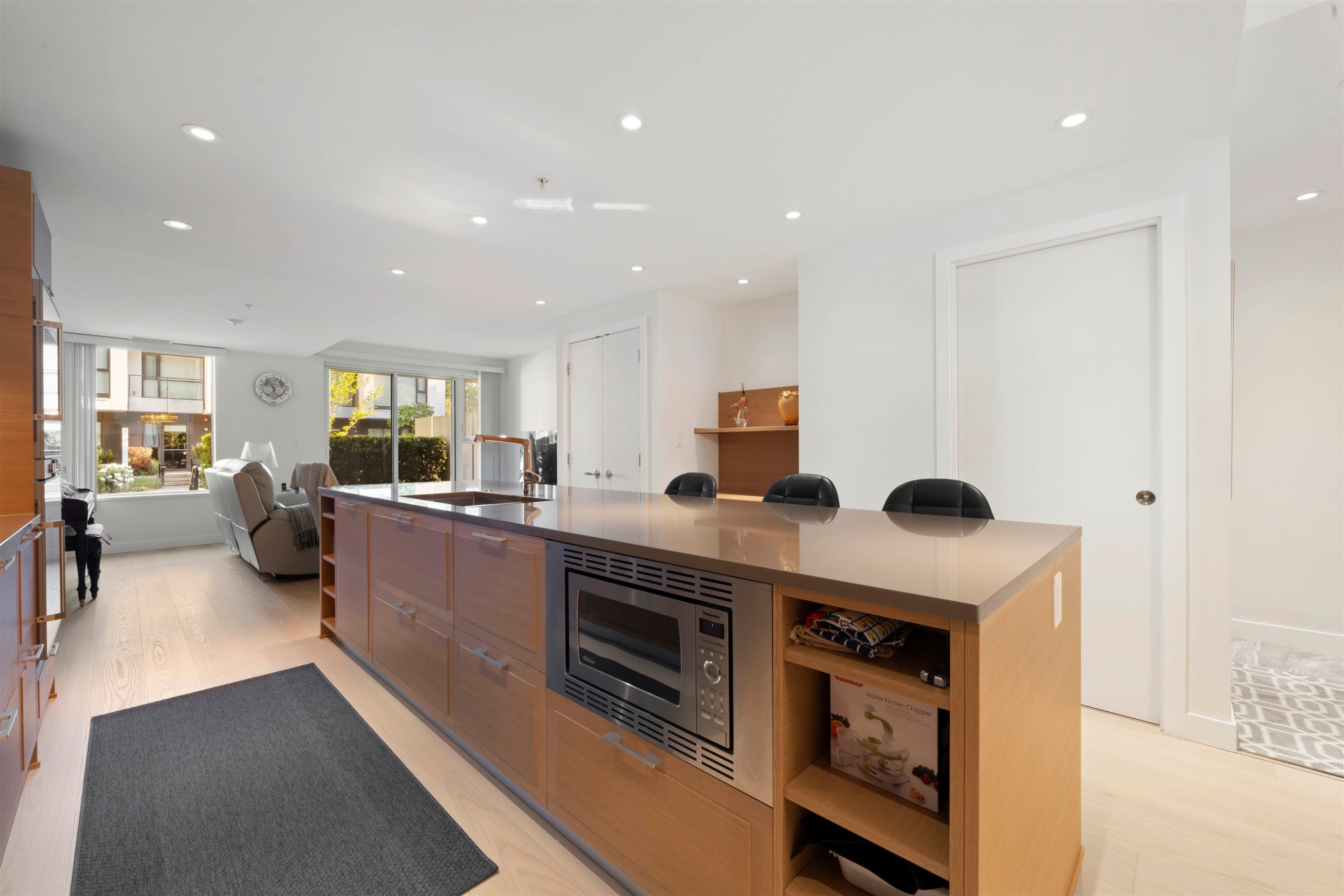 1512 Atlas Lane, Vancouver, BC