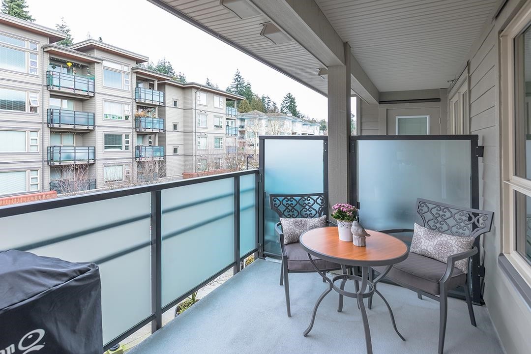 301-1673 Lloyd Avenue, North Vancouver, BC