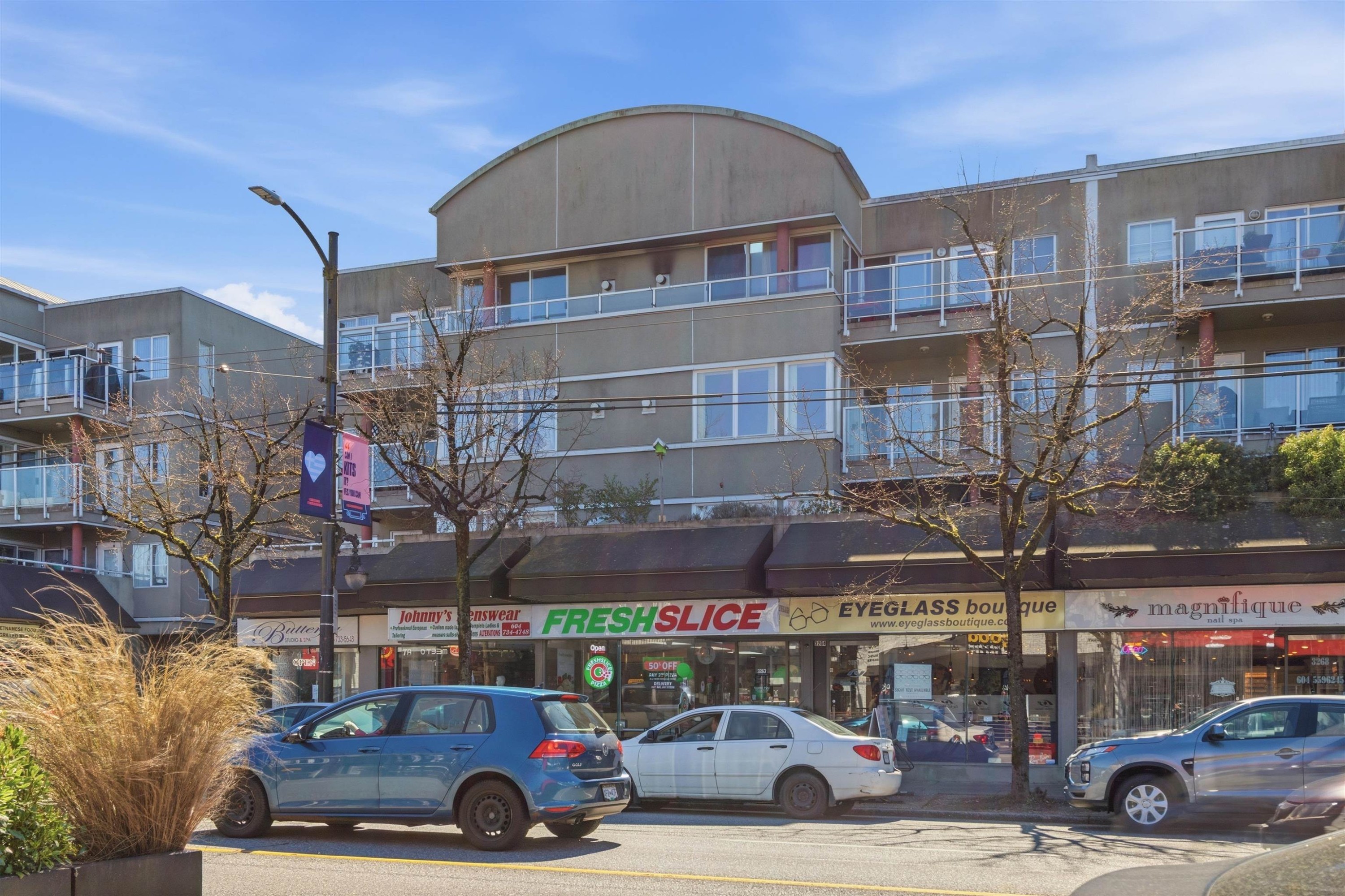 211-3250 Broadway W, Vancouver, BC