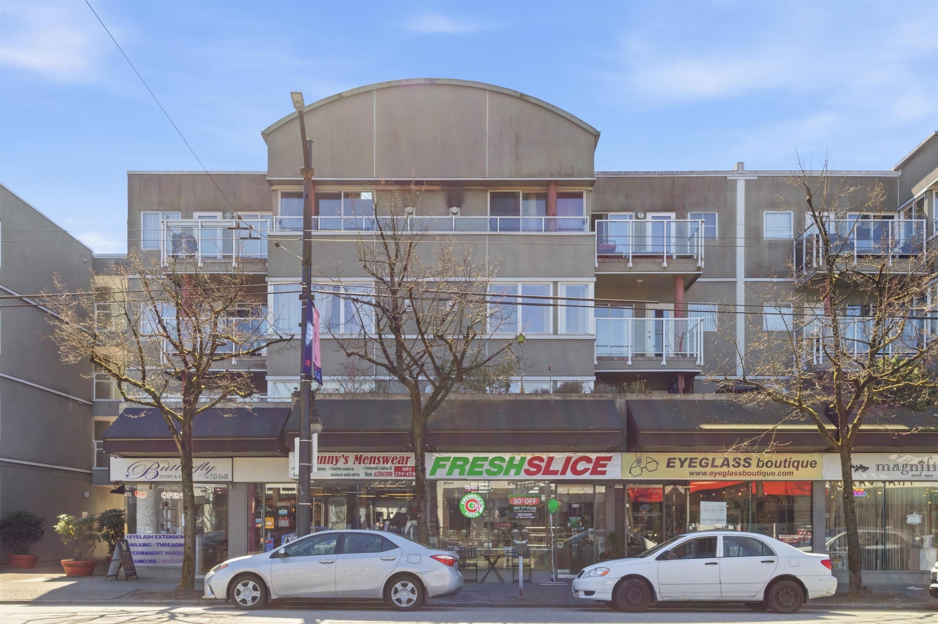 211-3250 Broadway W, Vancouver, BC