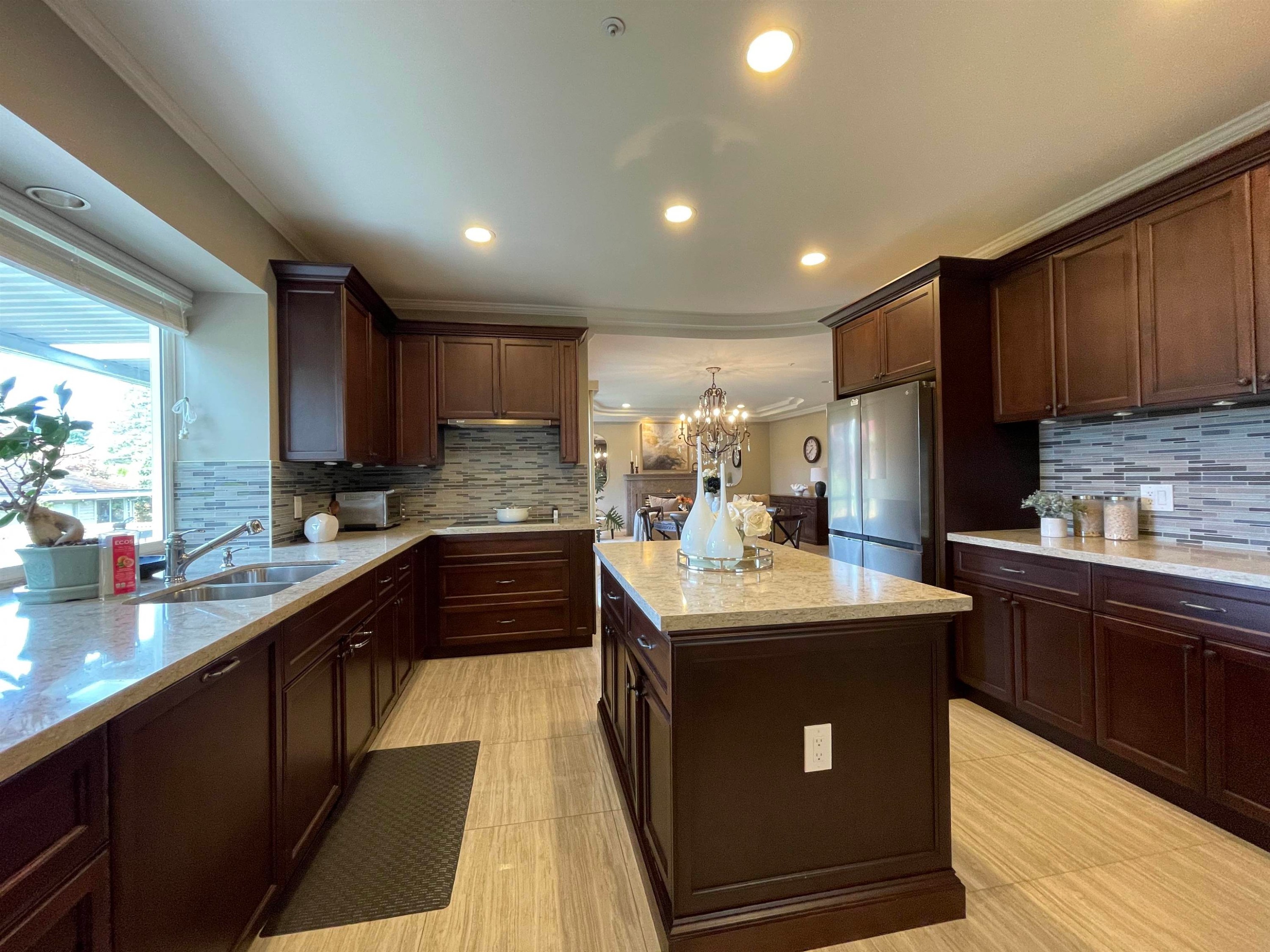 1120 58Th Avenue W, Vancouver, BC