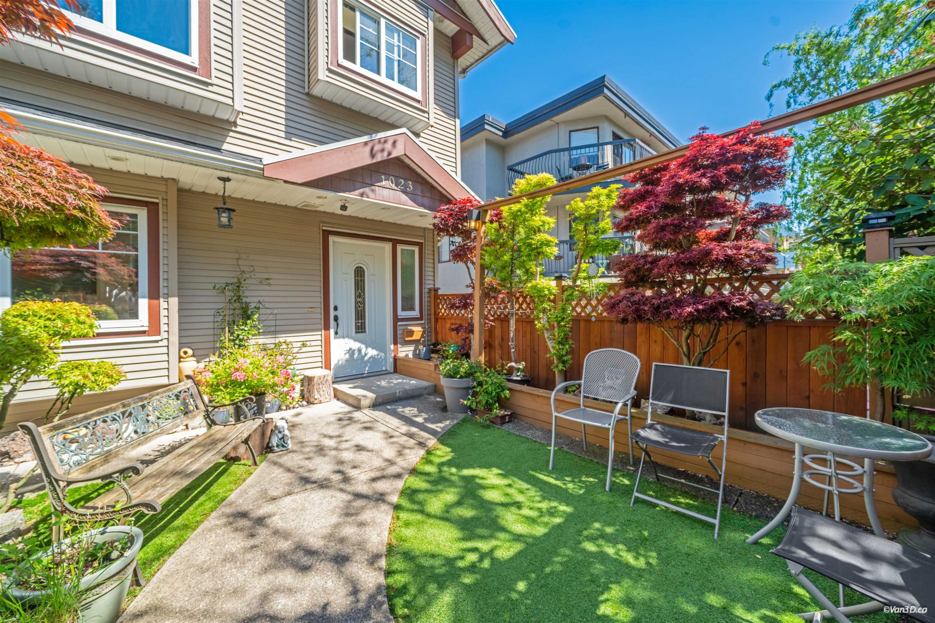 1023 8Th Avenue E, Vancouver, BC