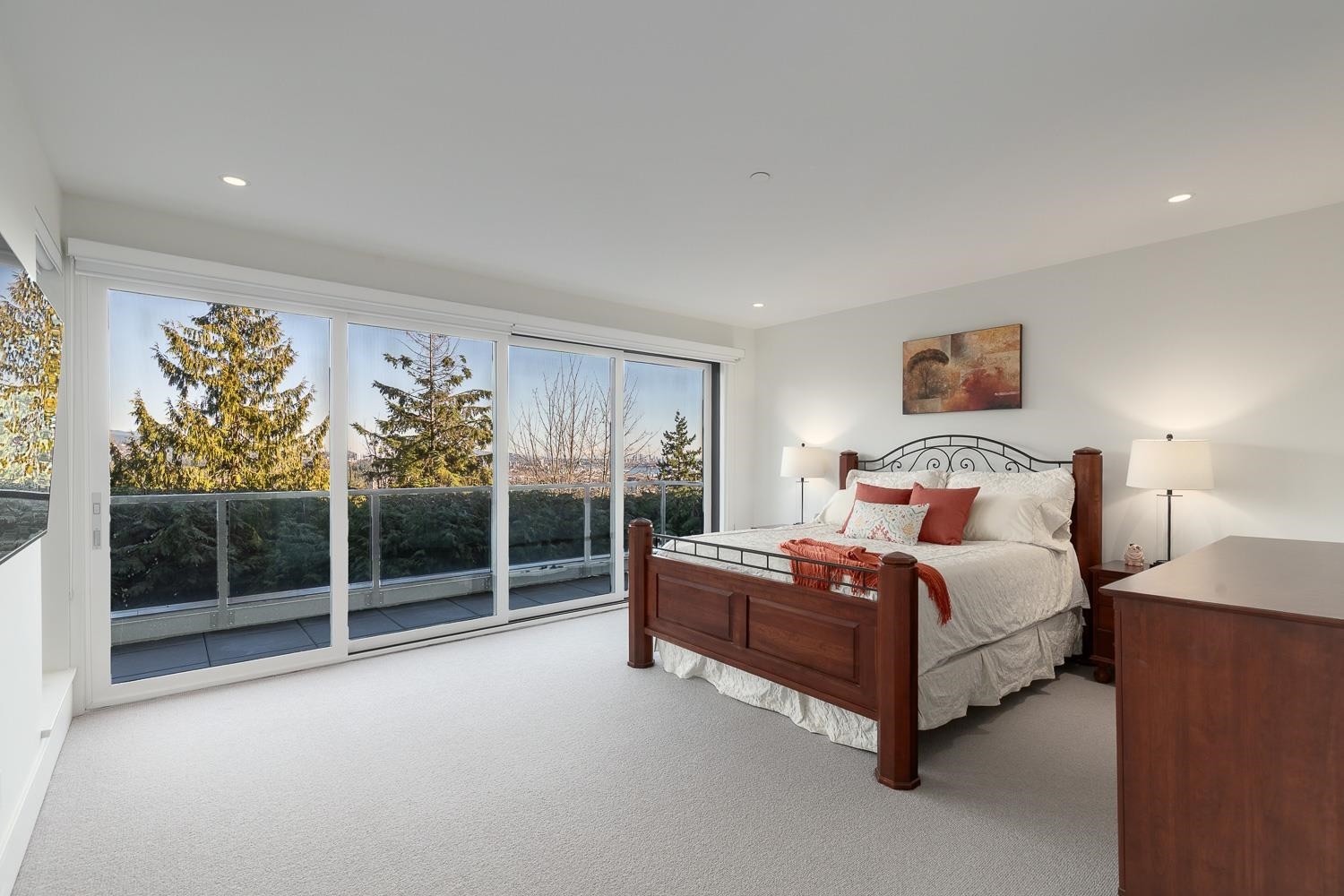 817 Younette Drive, West Vancouver, BC