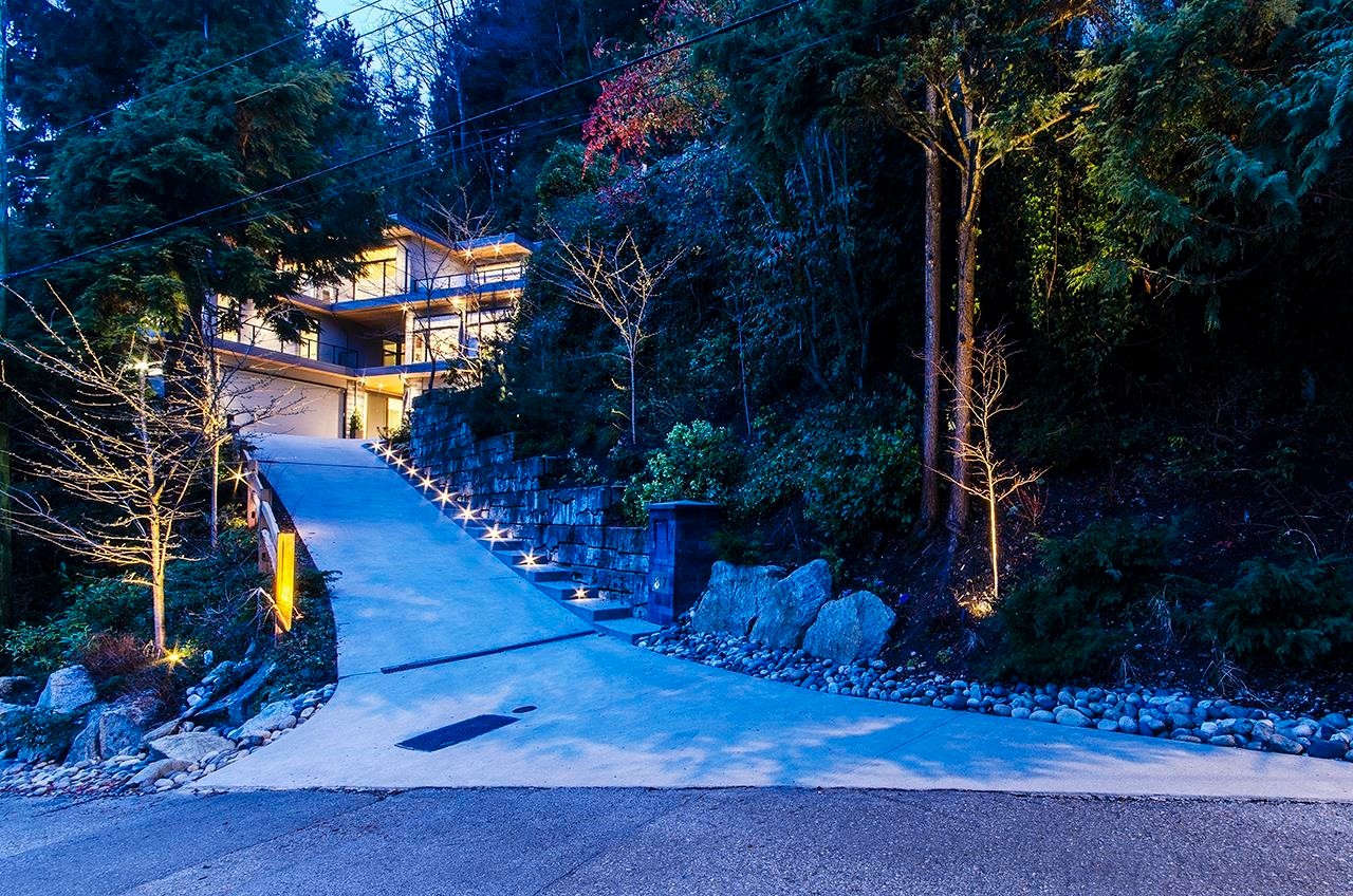 817 Younette Drive, West Vancouver, BC
