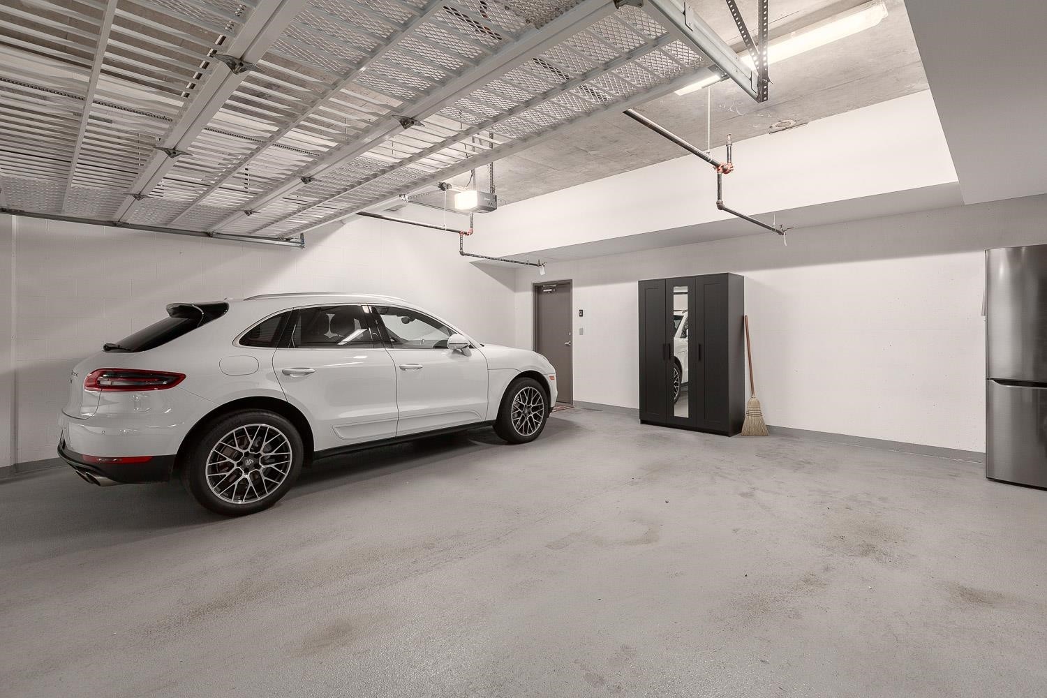 1527 Atlas Lane, Vancouver, BC