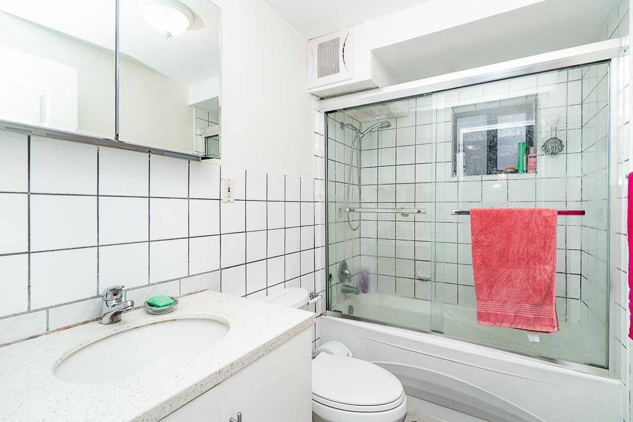 1650 Rochester Avenue, Coquitlam, BC