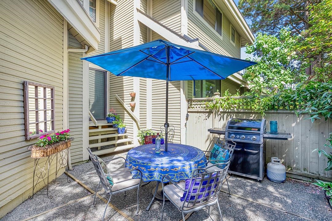 805 14Th Avenue W, Vancouver, BC
