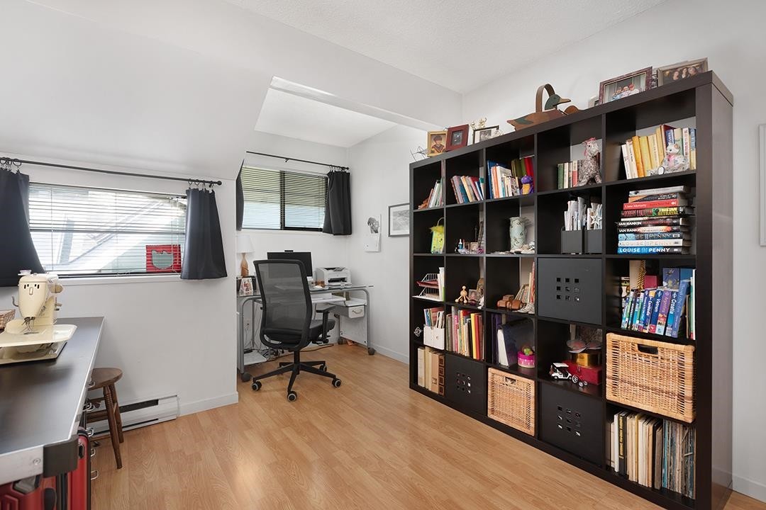 805 14Th Avenue W, Vancouver, BC