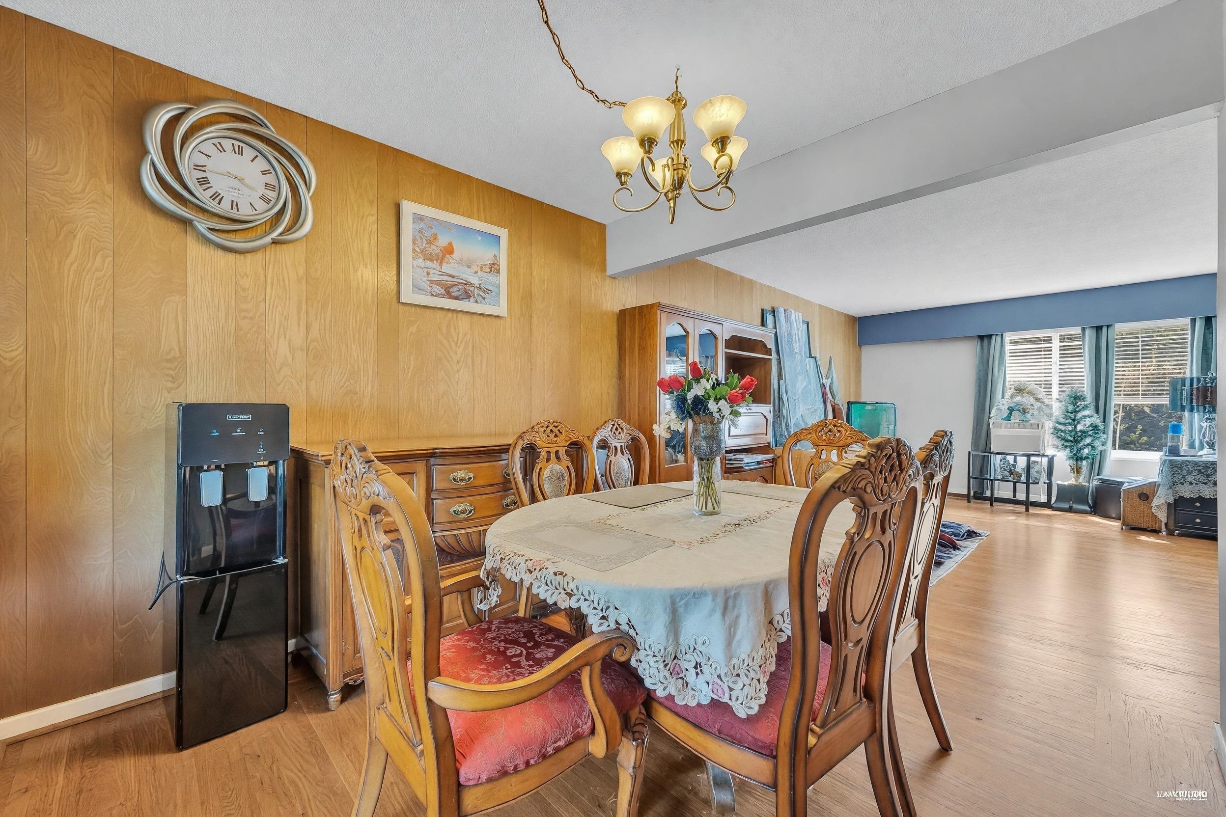 3786 Killarney Street, Port Coquitlam, BC - Indoor Photo Showing Dining Room