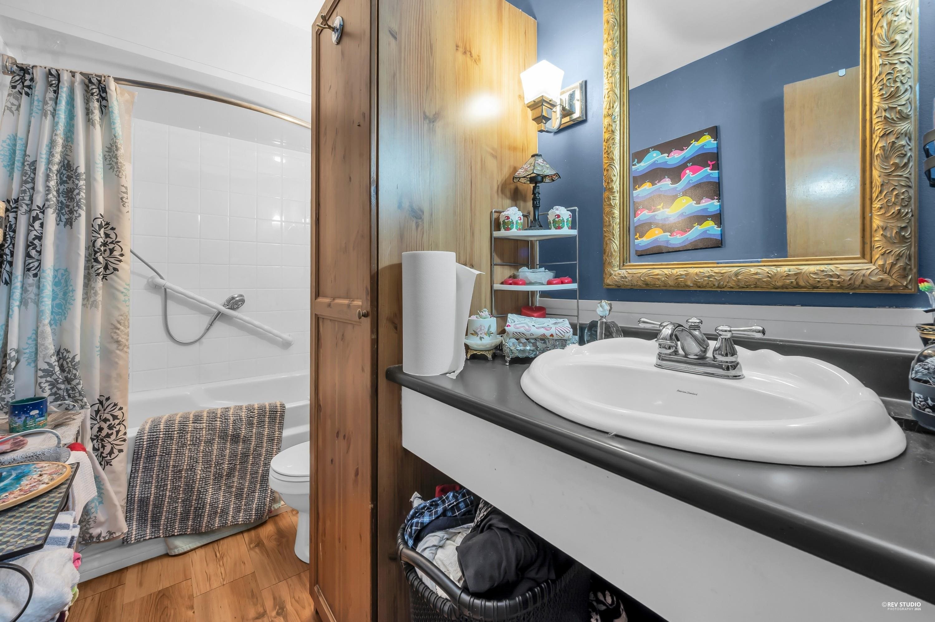 3786 Killarney Street, Port Coquitlam, BC - Indoor Photo Showing Bathroom