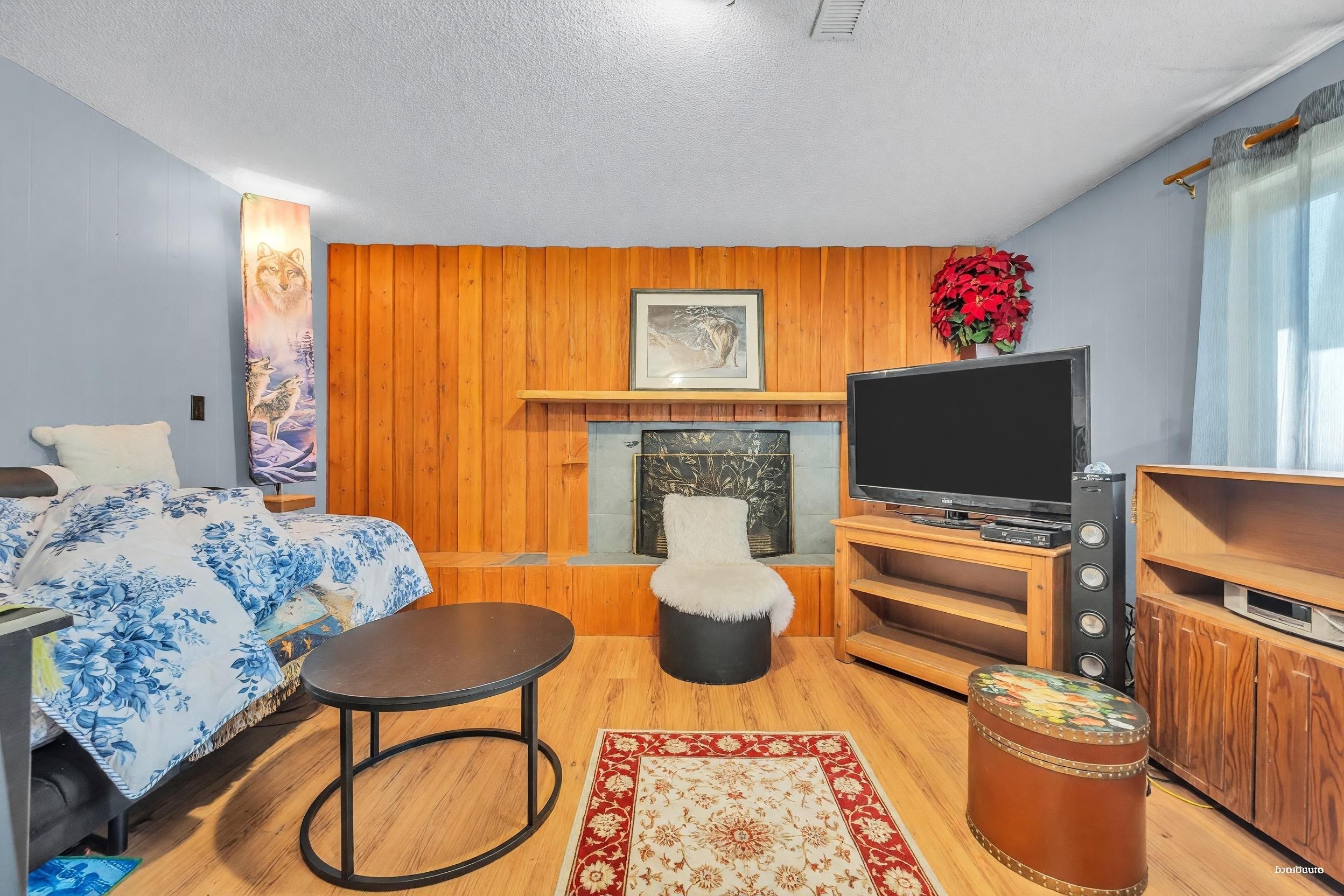 3786 Killarney Street, Port Coquitlam, BC - Indoor Photo Showing Bedroom