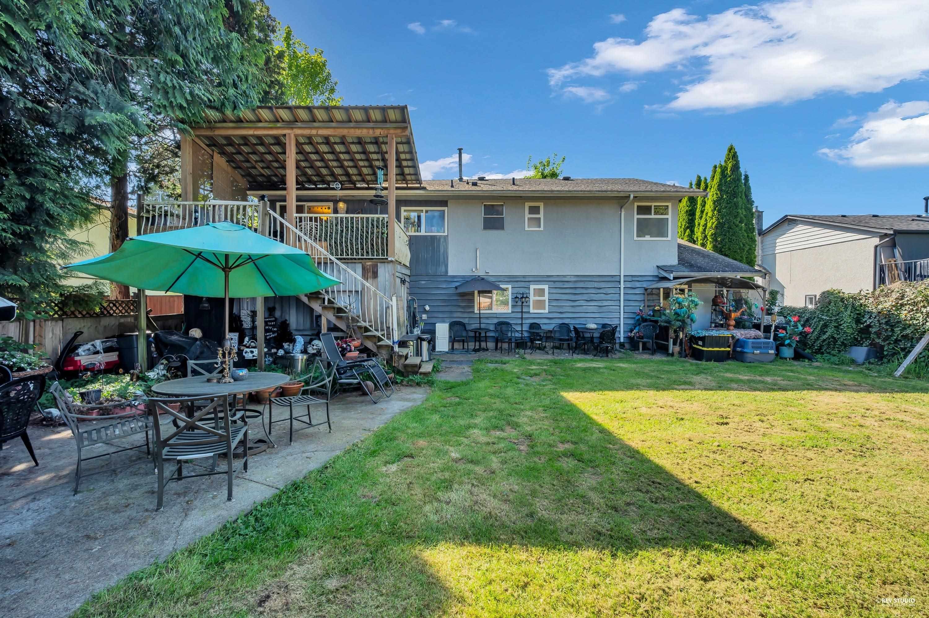 3786 Killarney Street, Port Coquitlam, BC - Outdoor
