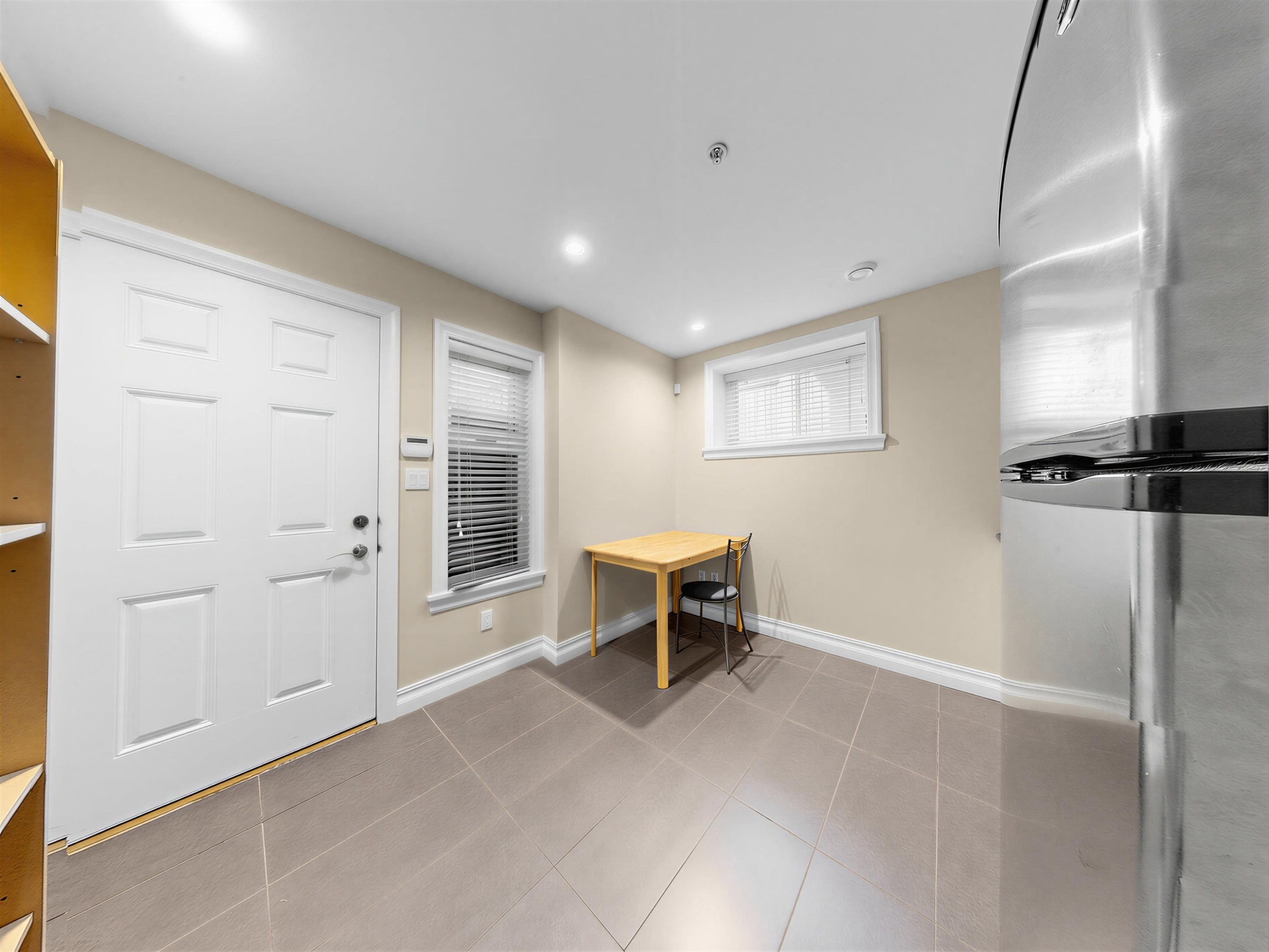 2456 45Th Avenue E, Vancouver, BC