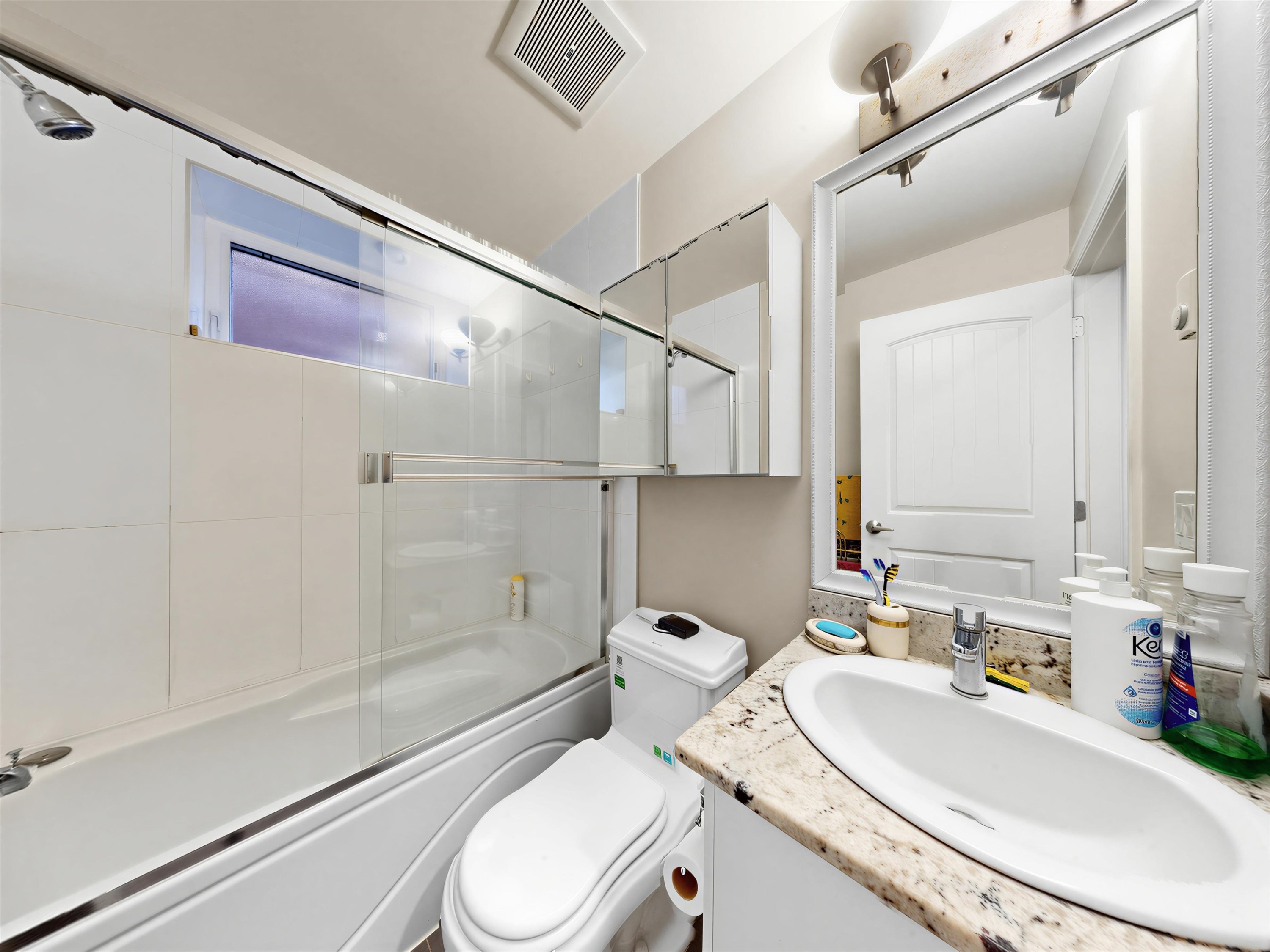 2456 45Th Avenue E, Vancouver, BC