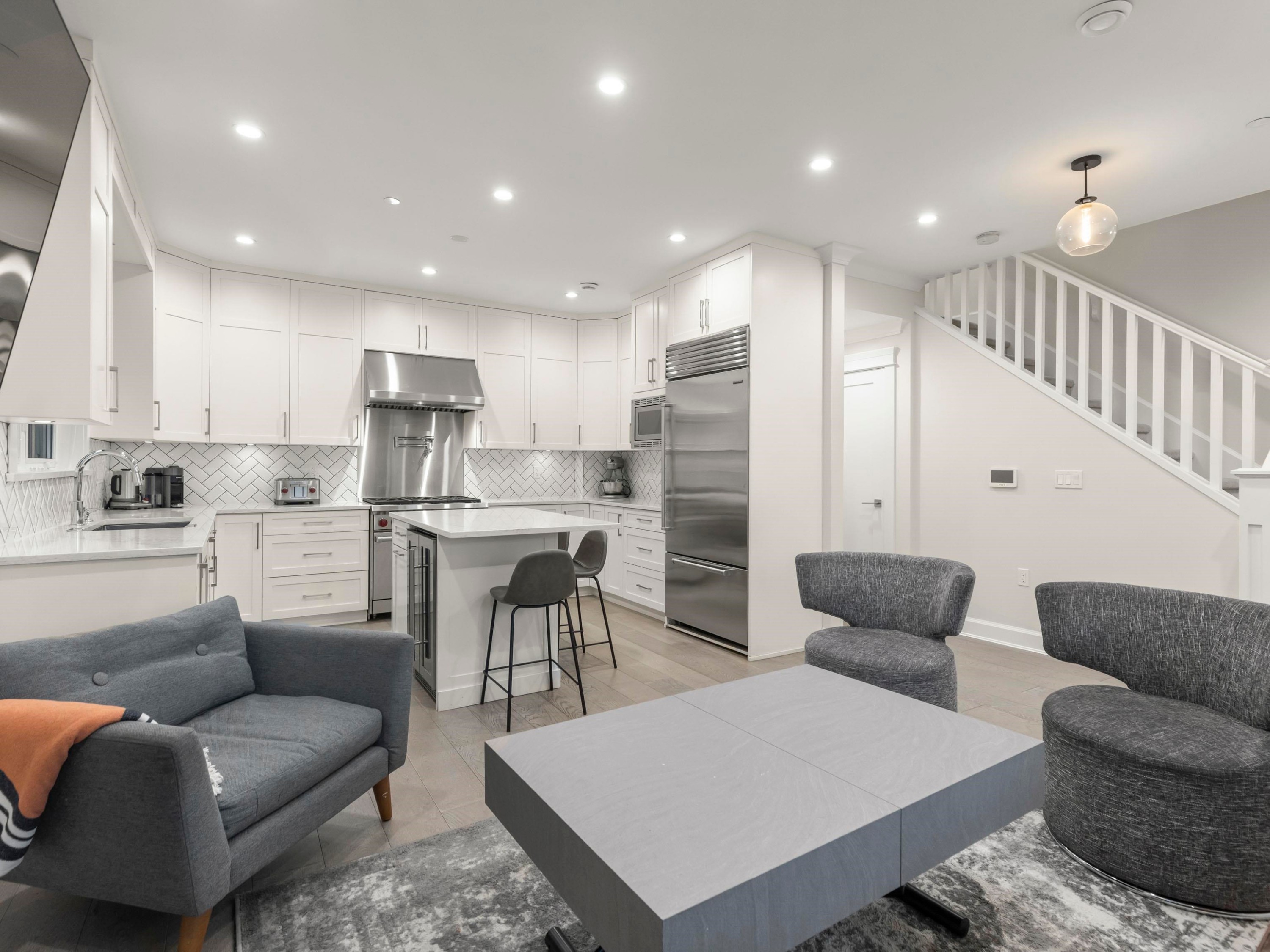 554 10Th Avenue E, Vancouver, BC
