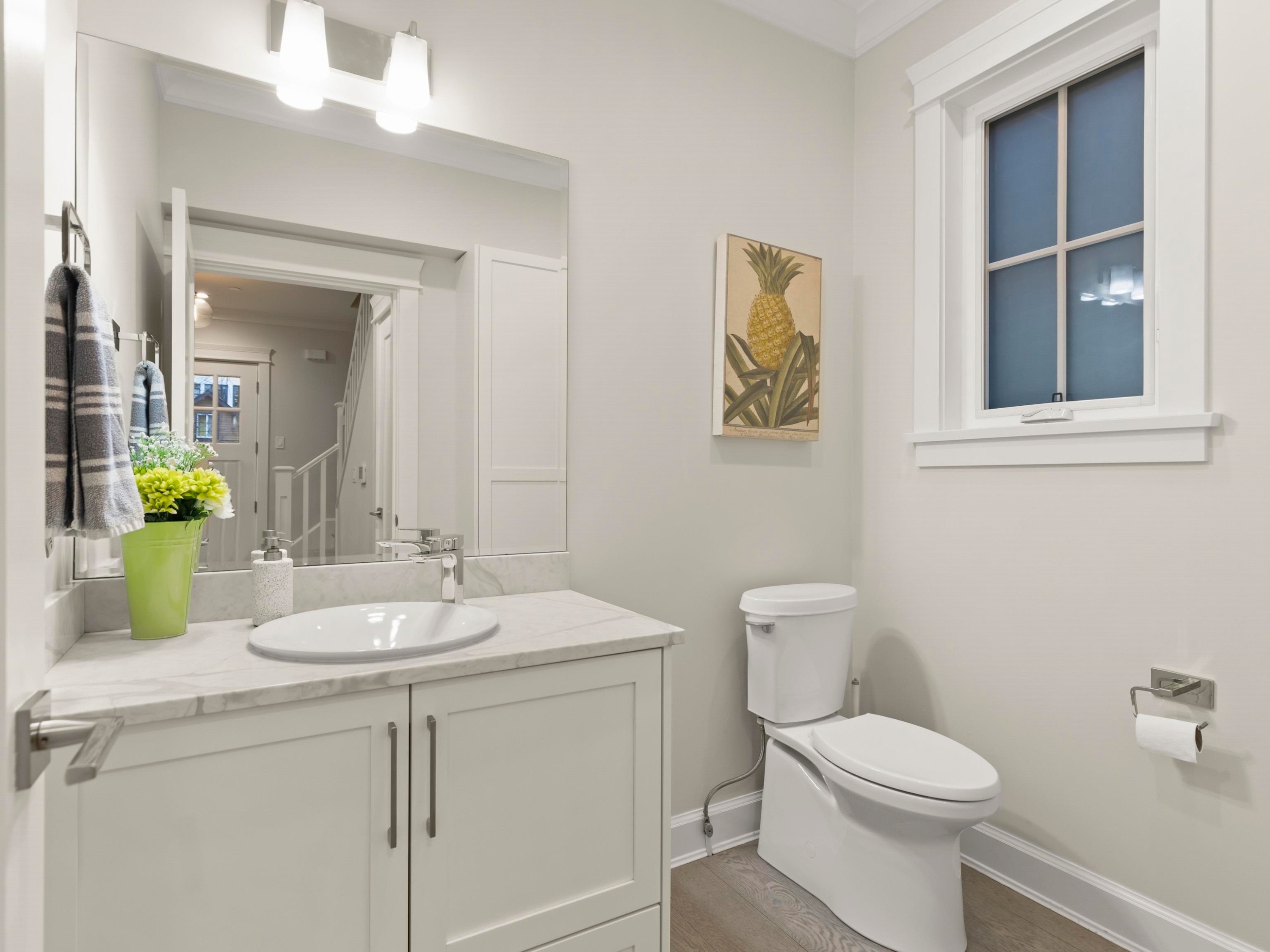 554 10Th Avenue E, Vancouver, BC