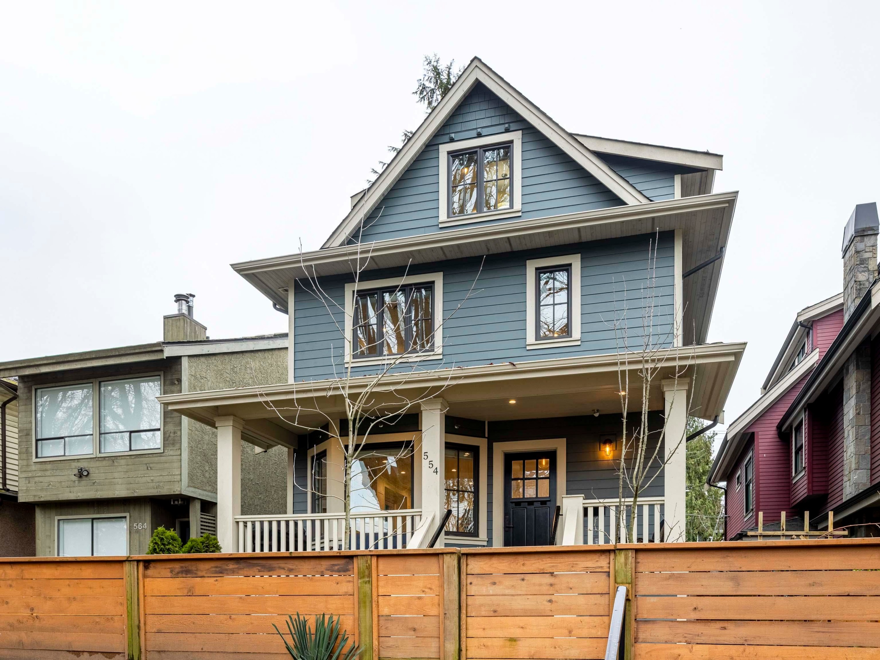 554 10Th Avenue E, Vancouver, BC