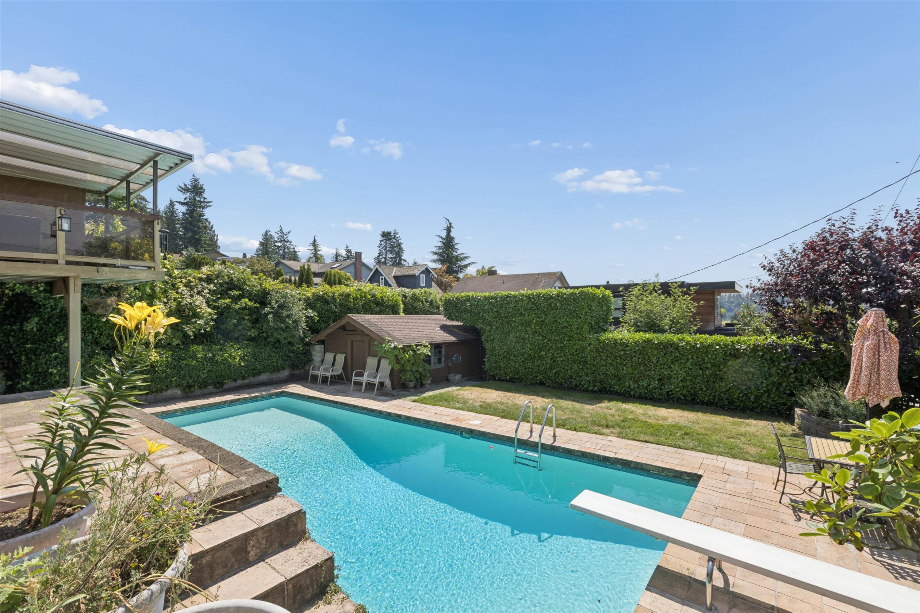 1092 Duchess Avenue, West Vancouver, BC