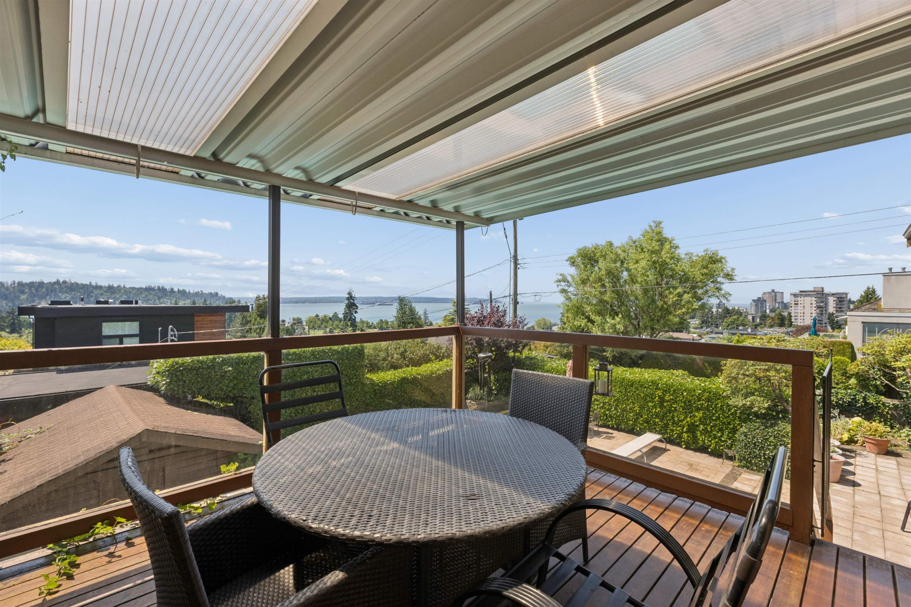 1092 Duchess Avenue, West Vancouver, BC
