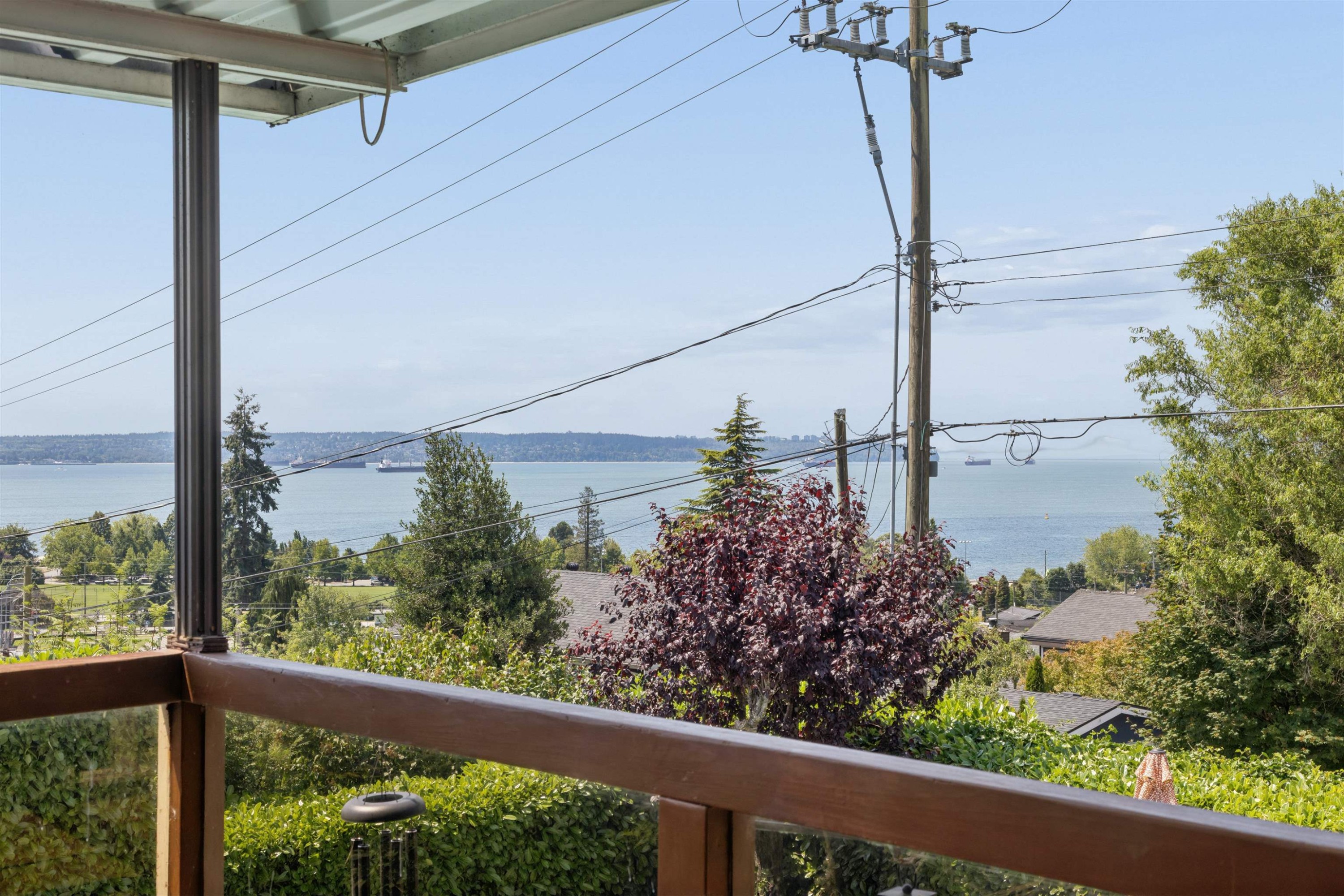 1092 Duchess Avenue, West Vancouver, BC