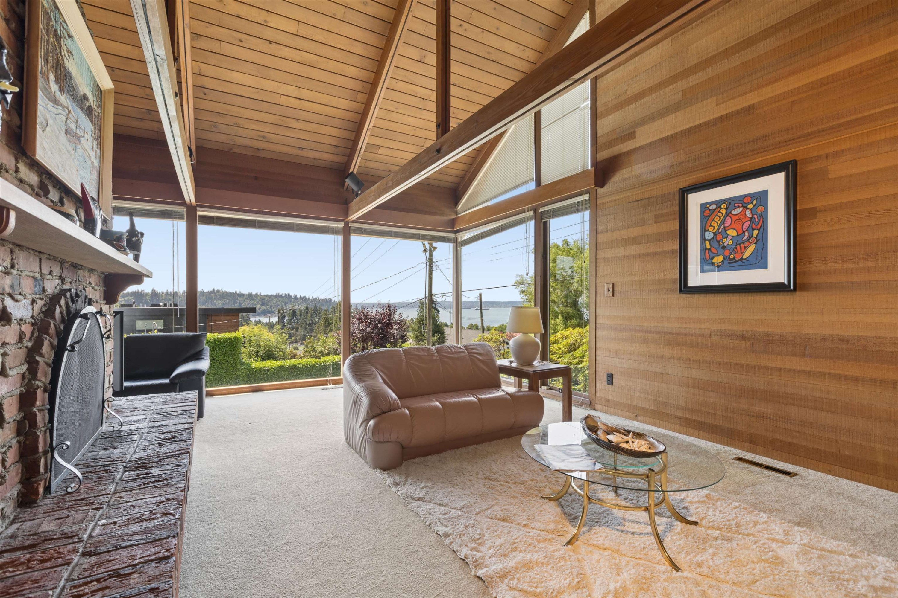1092 Duchess Avenue, West Vancouver, BC