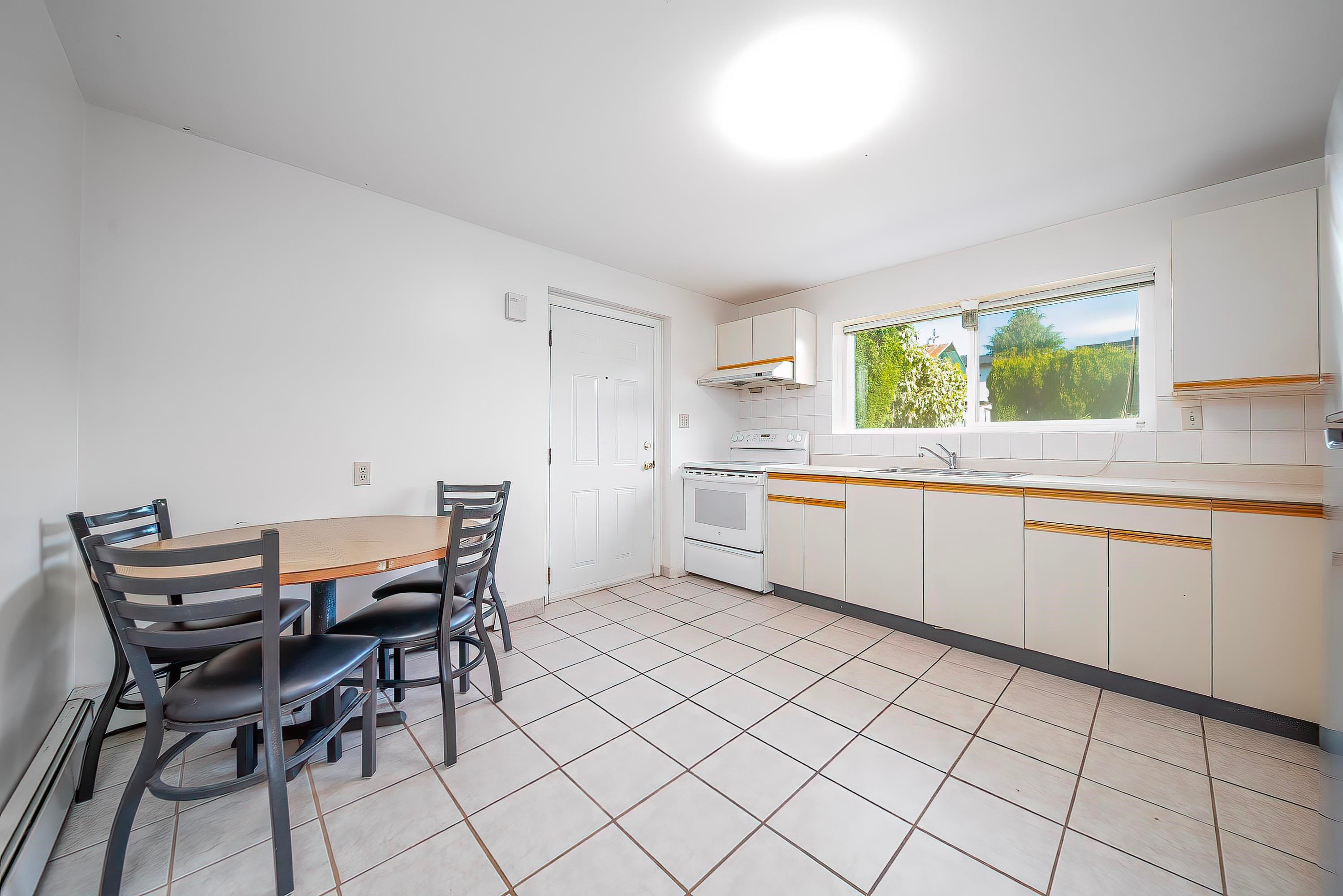 951 Everett Crescent, Burnaby, BC