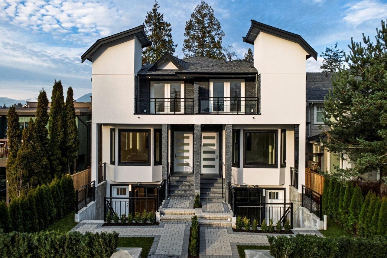254 18Th Street E, North Vancouver, BC