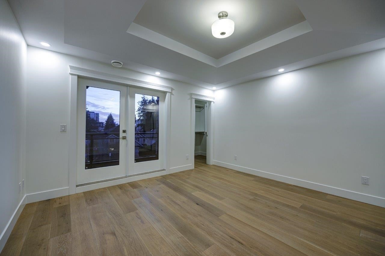 254 18Th Street E, North Vancouver, BC