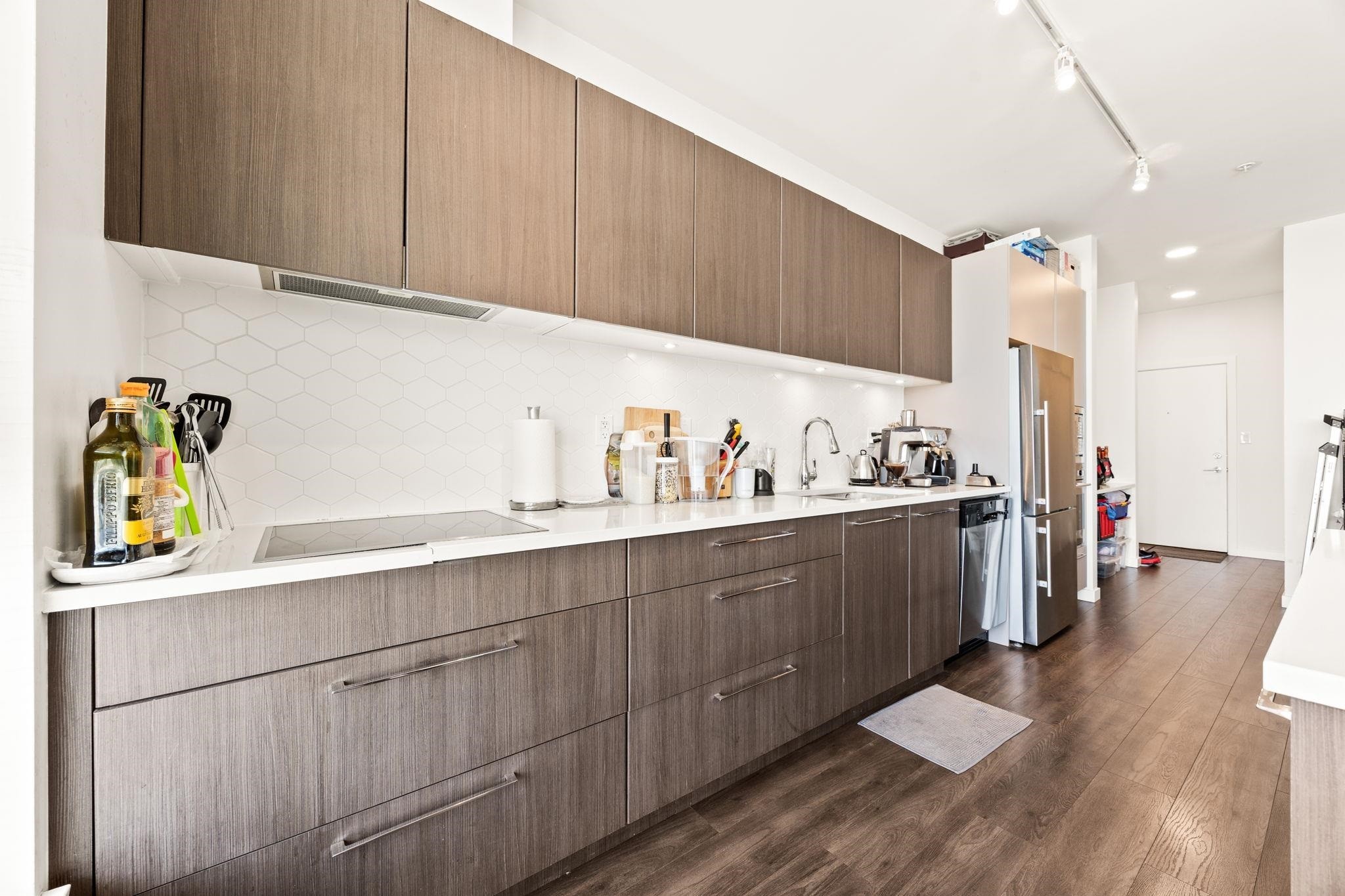 2108-691 North Road, Coquitlam, BC