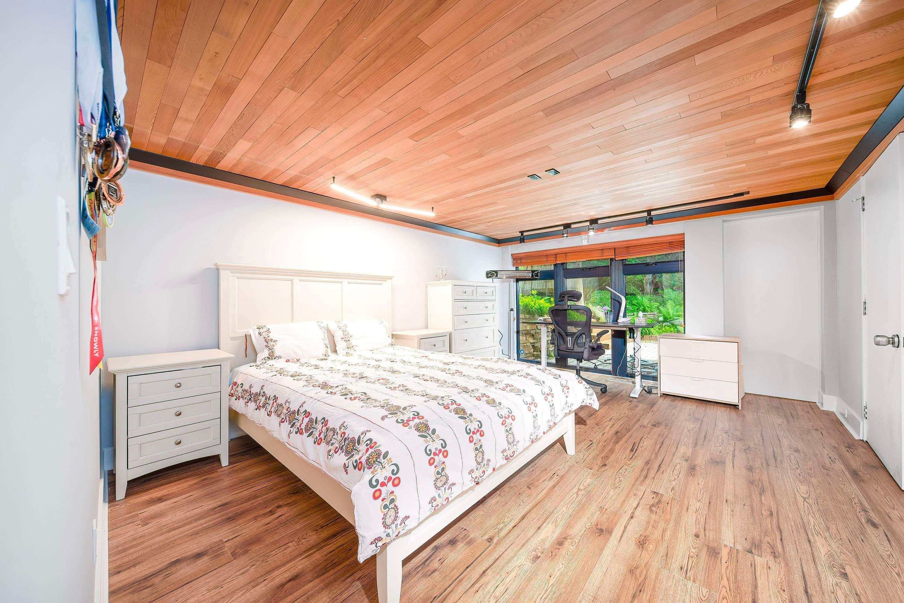 4096 Sunset Boulevard, North Vancouver, BC