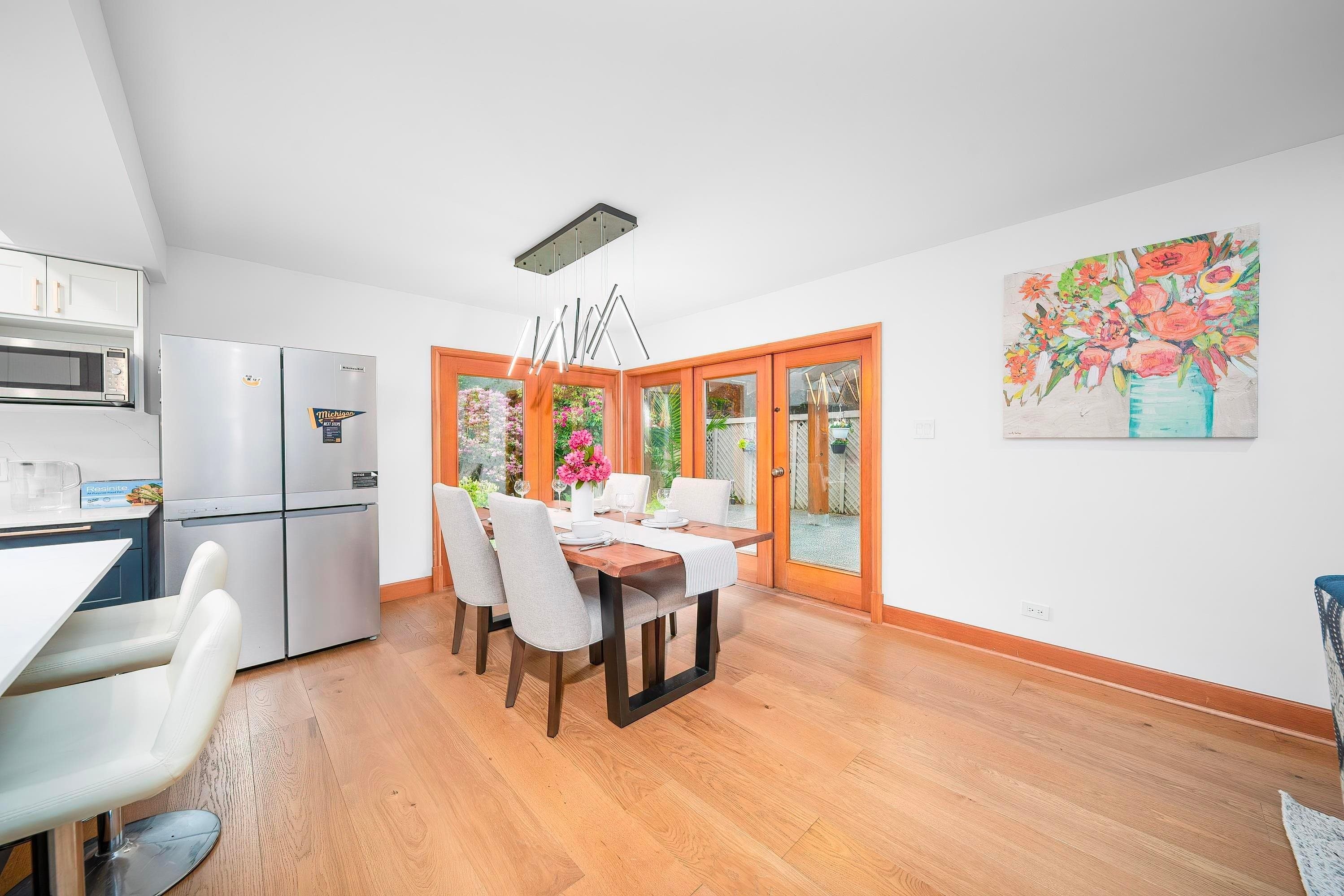 4096 Sunset Boulevard, North Vancouver, BC