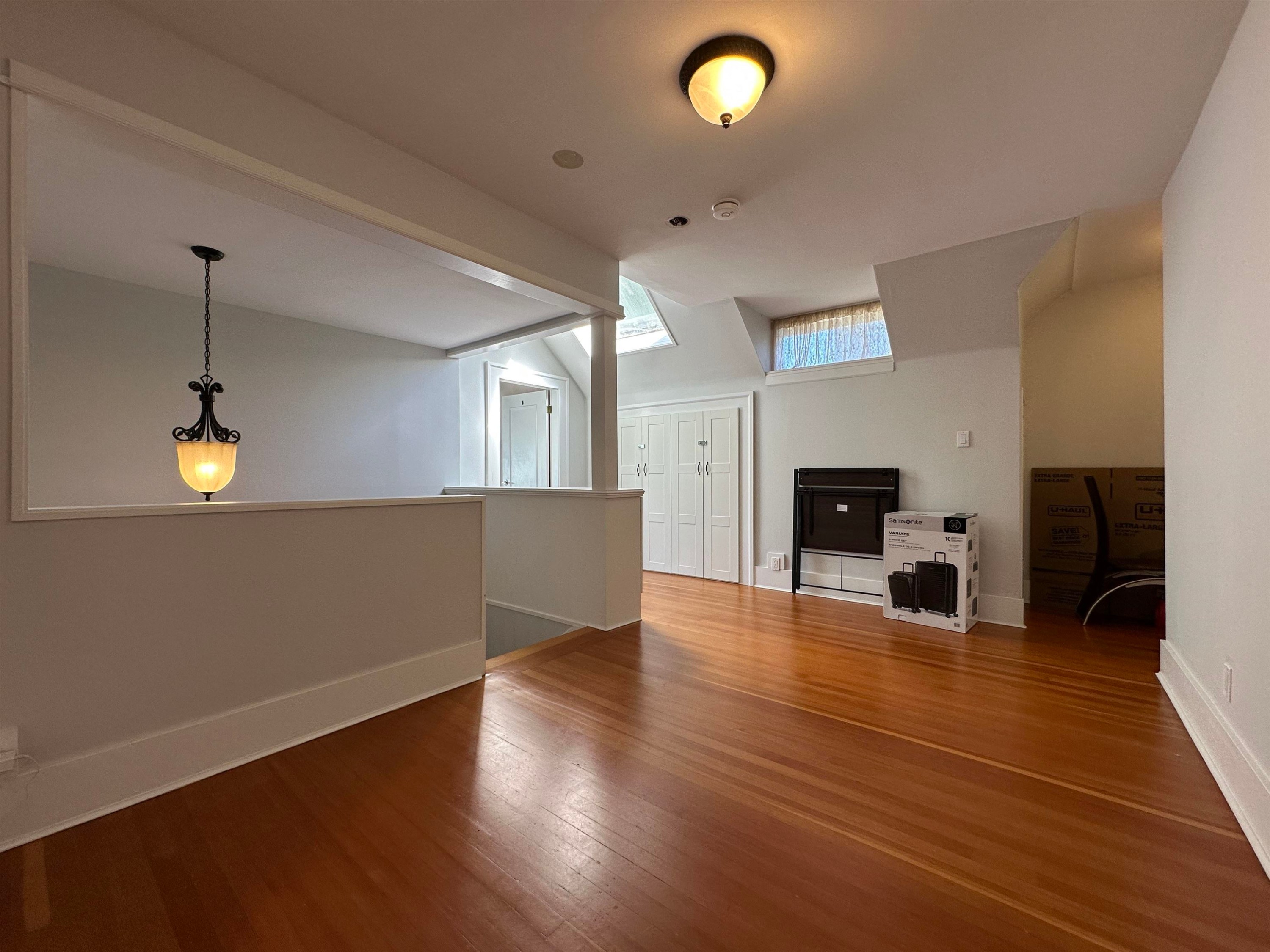 4678 3Rd Avenue W, Vancouver, BC