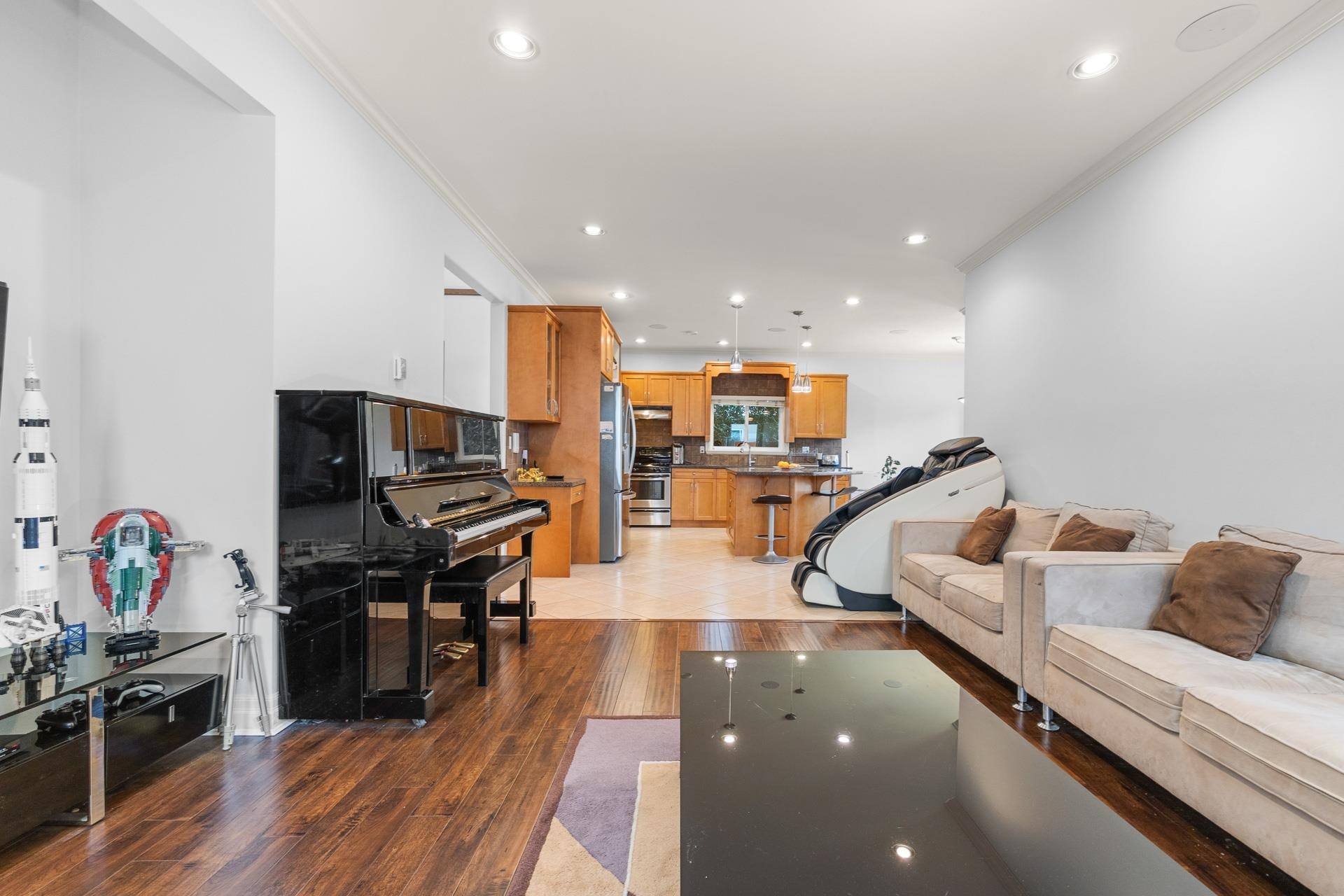 9044 Railway Avenue, Richmond, BC