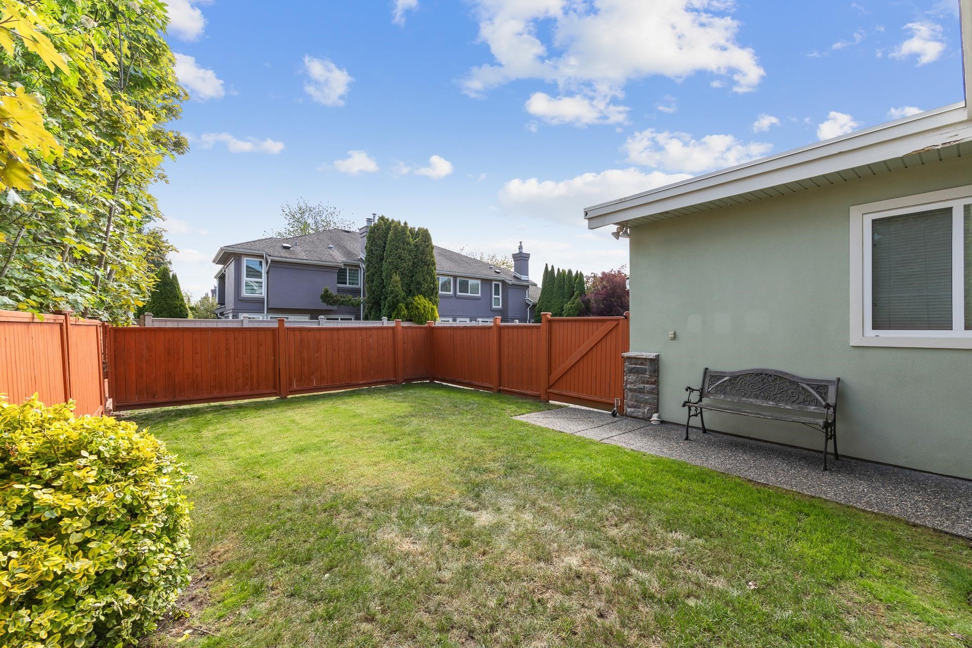 9044 Railway Avenue, Richmond, BC
