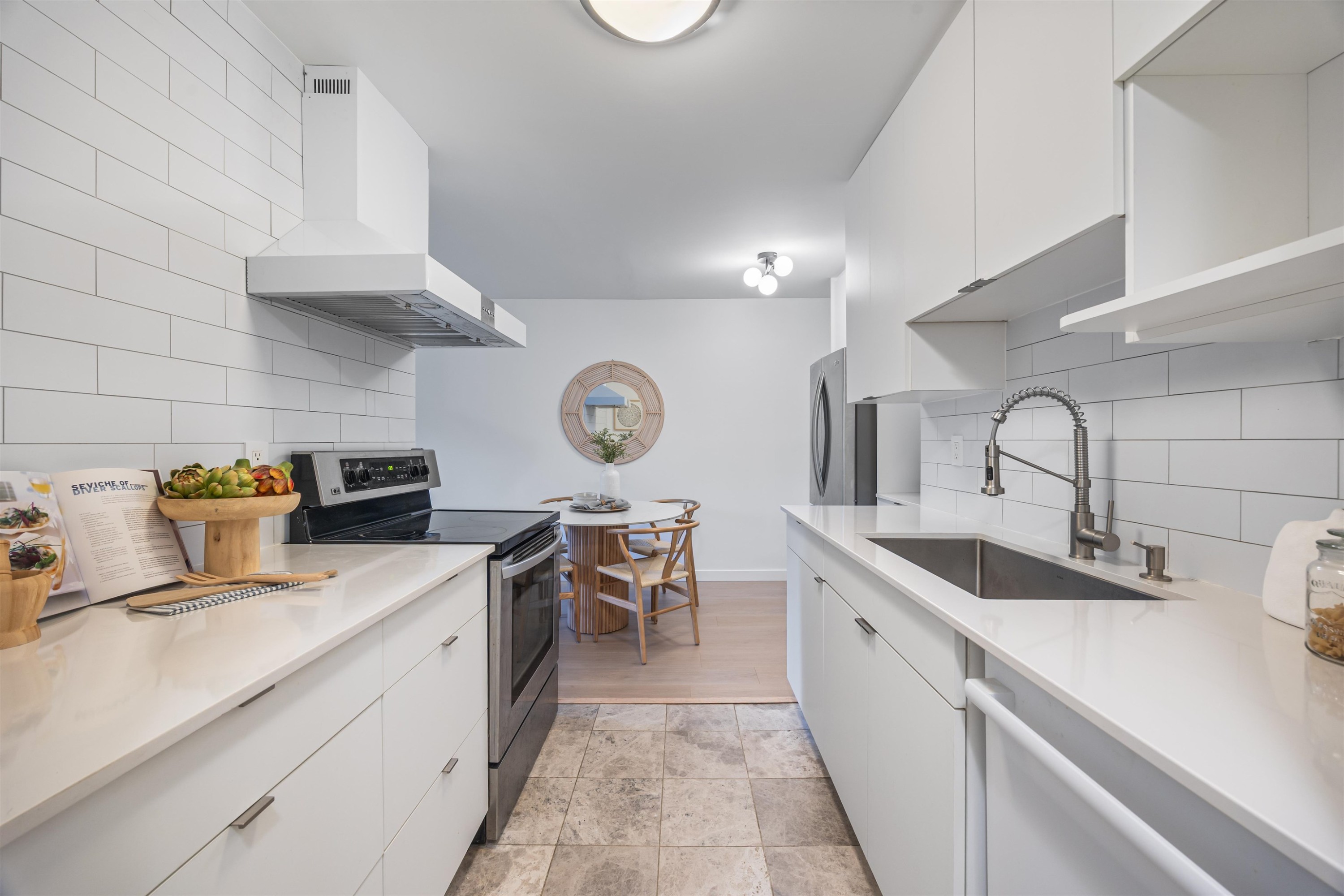 105-1440 Broadway E, Vancouver, BC