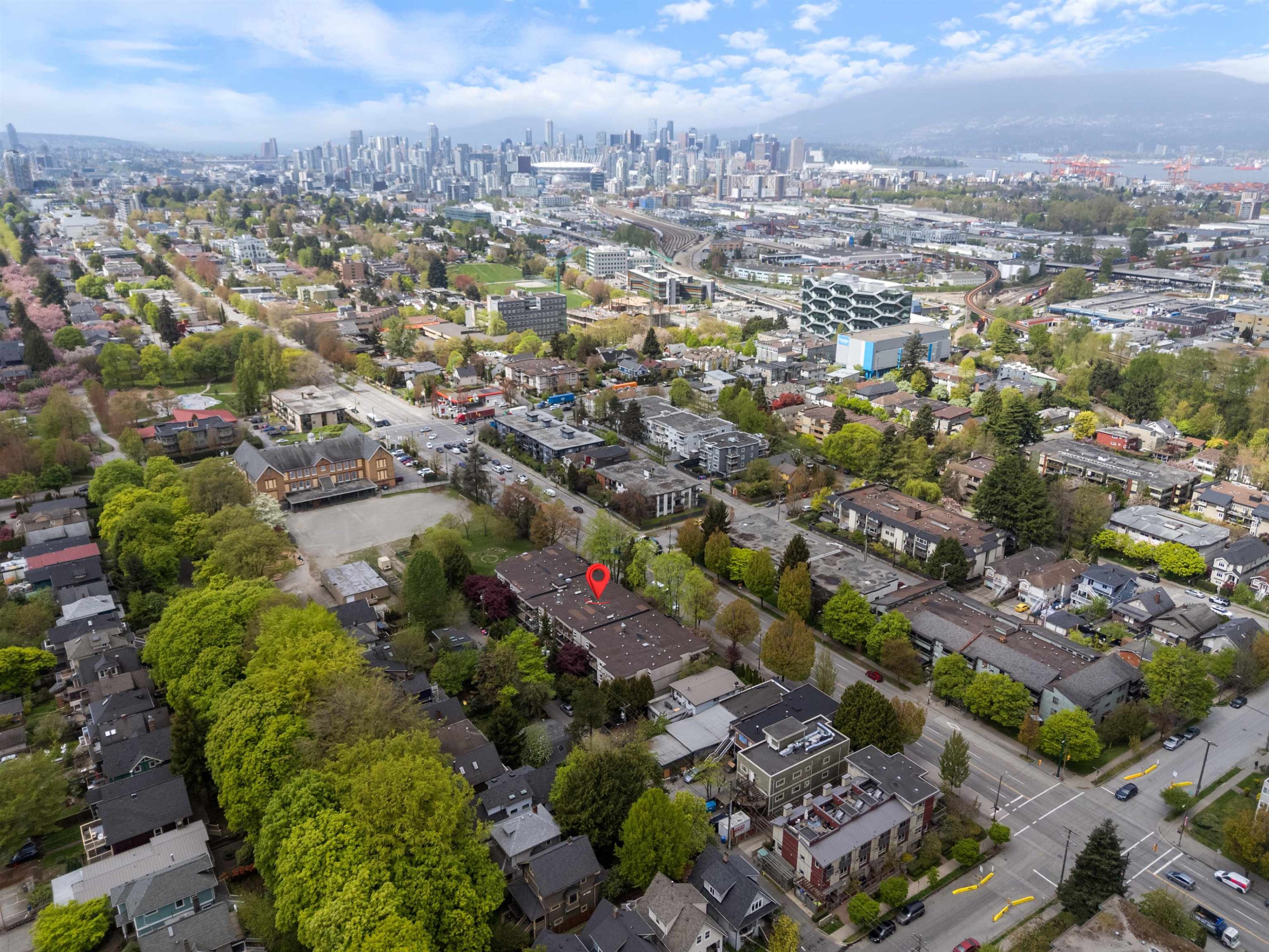 105-1440 Broadway E, Vancouver, BC