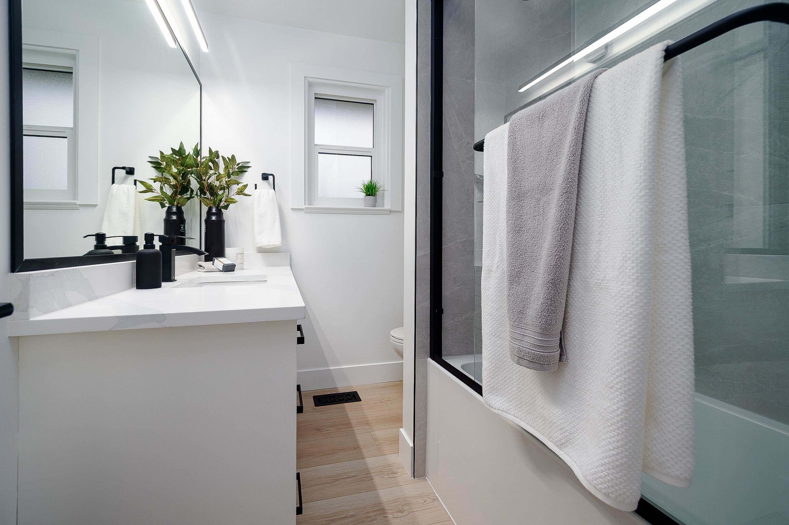 9831 Glenthorne Drive, Richmond, BC
