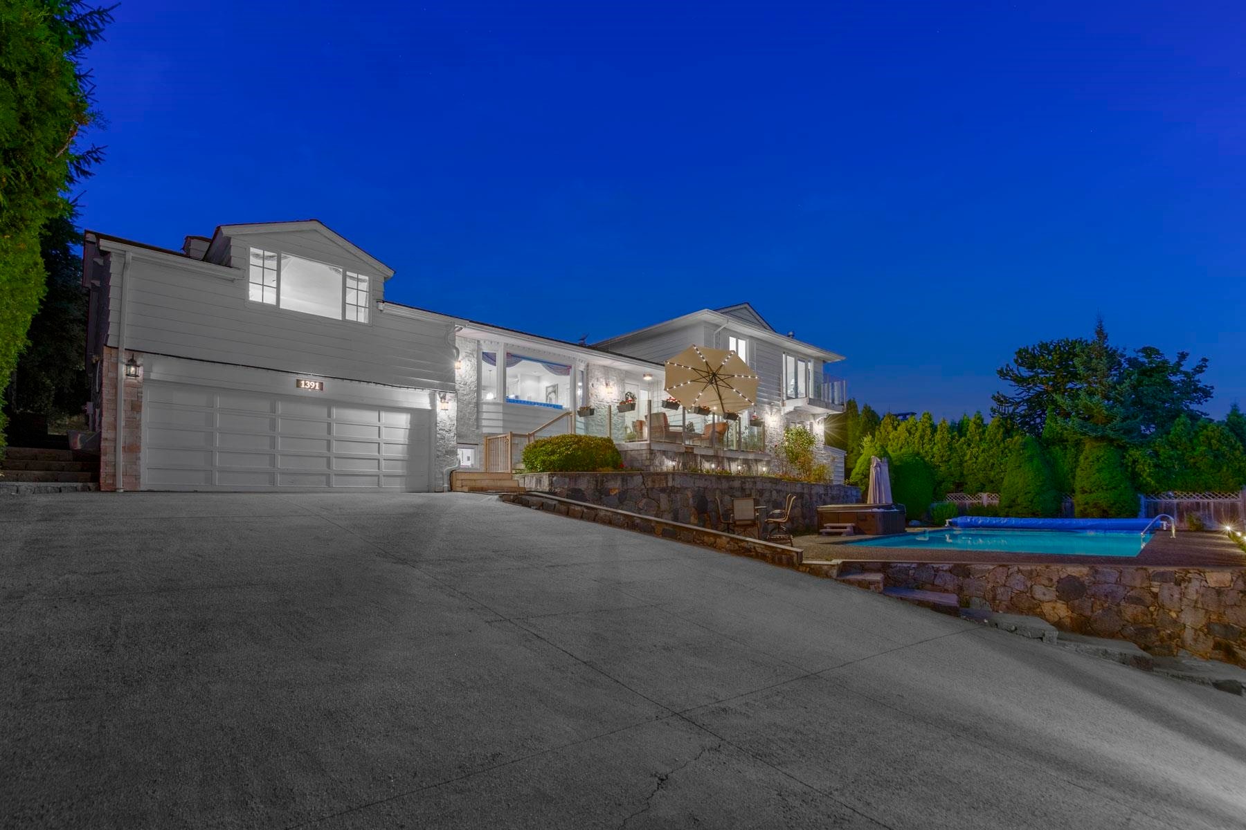 1391 Chartwell Drive, West Vancouver, BC