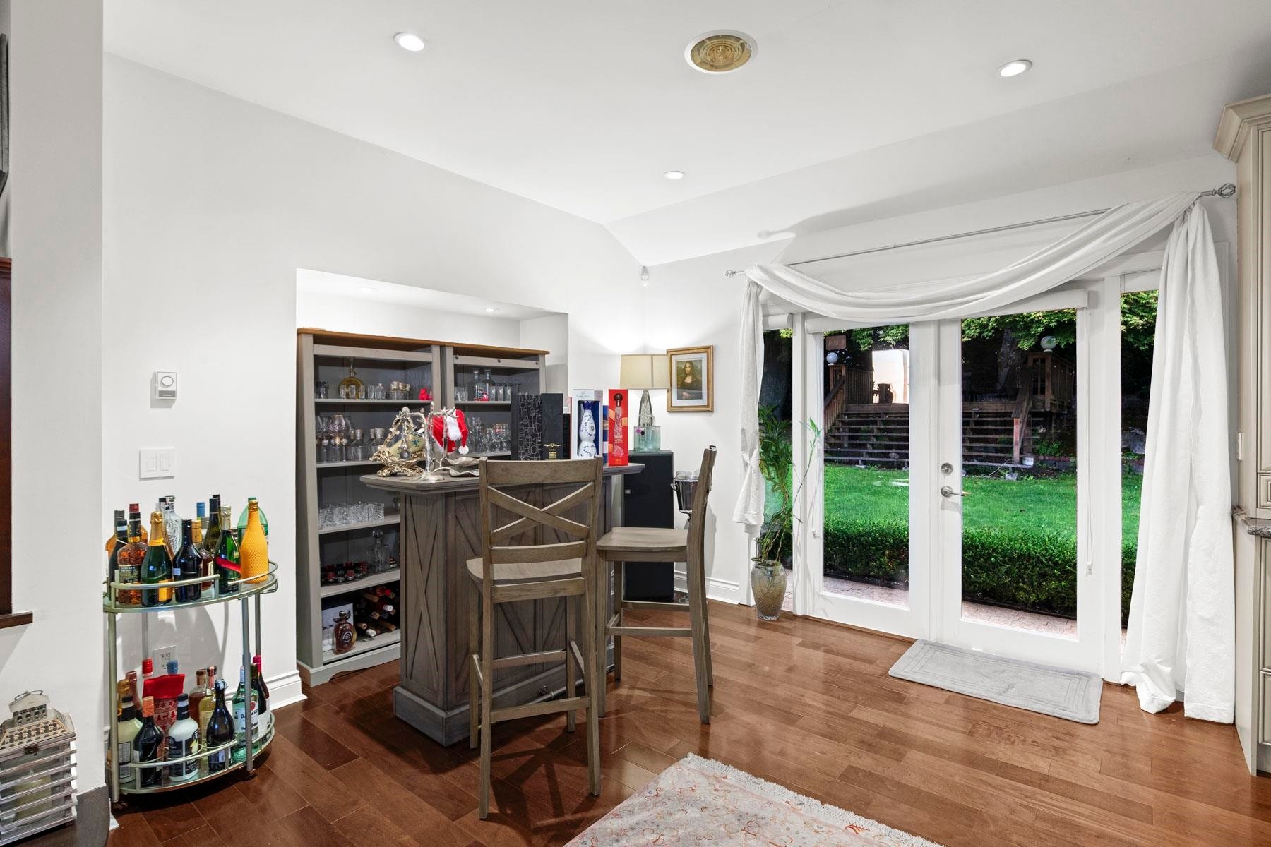 1391 Chartwell Drive, West Vancouver, BC