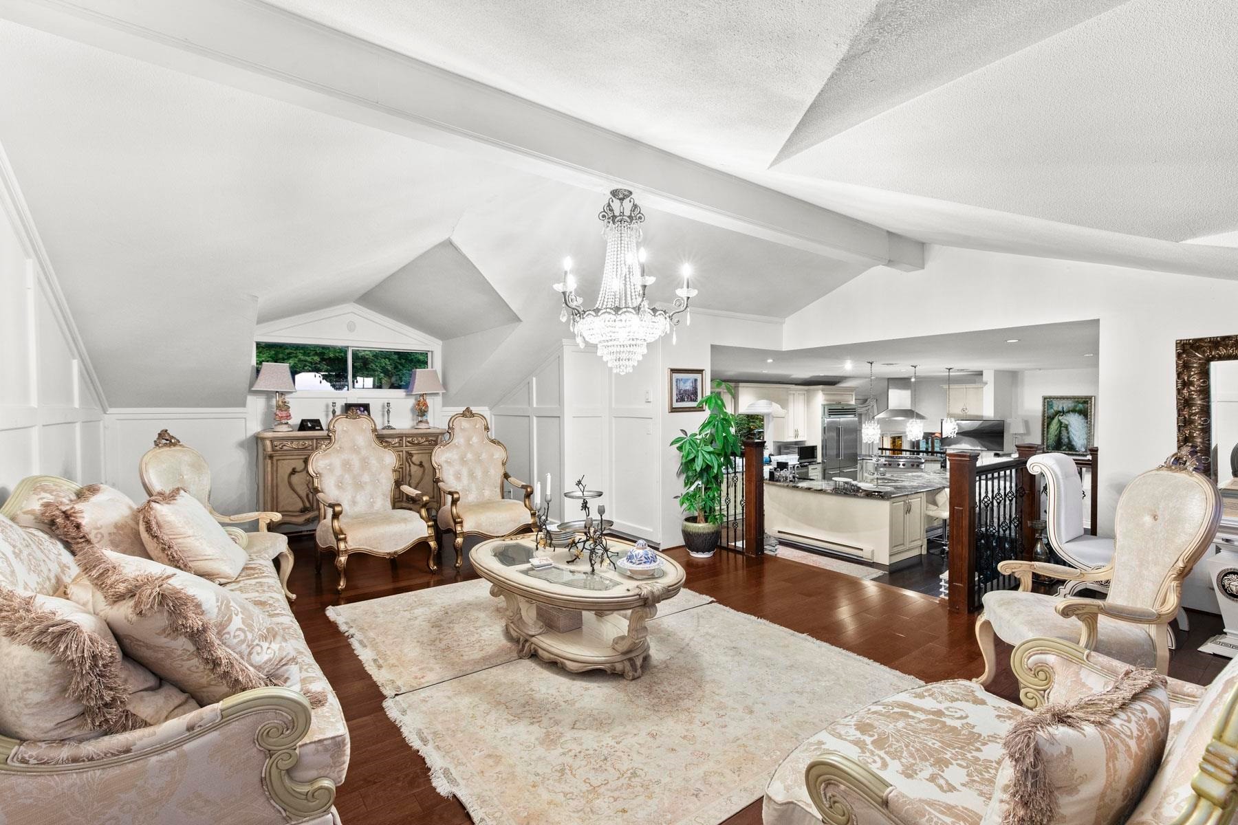 1391 Chartwell Drive, West Vancouver, BC